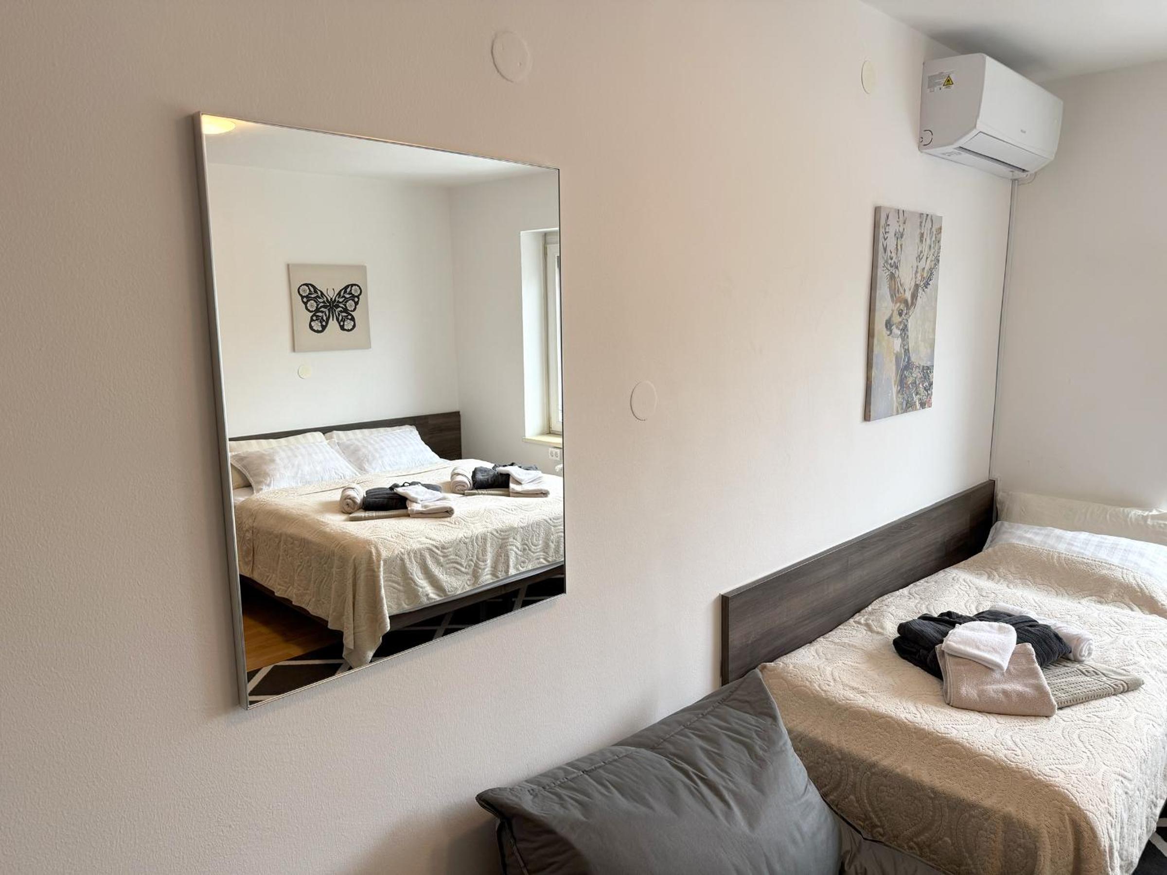 RailwayRooms22