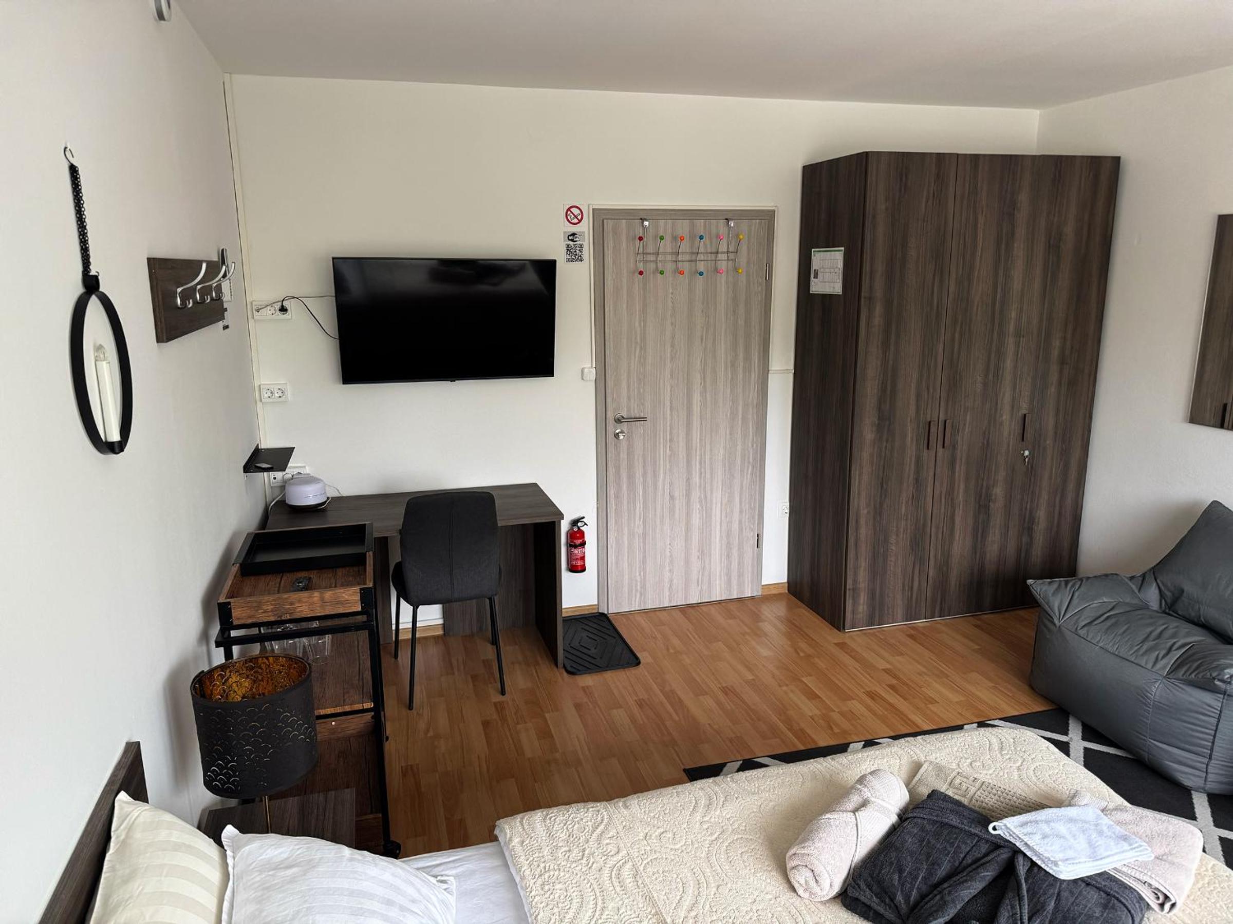 RailwayRooms22