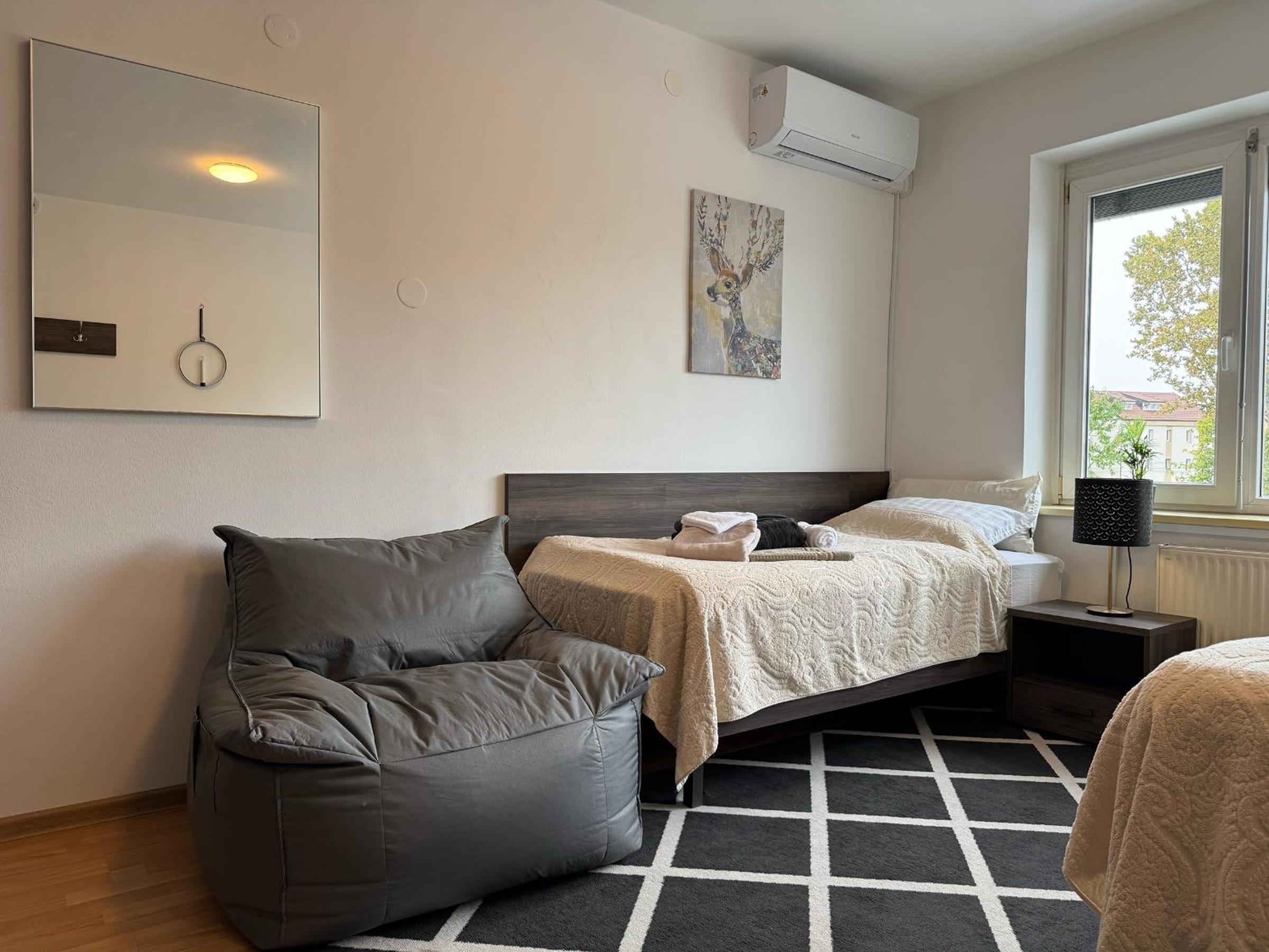 RailwayRooms22