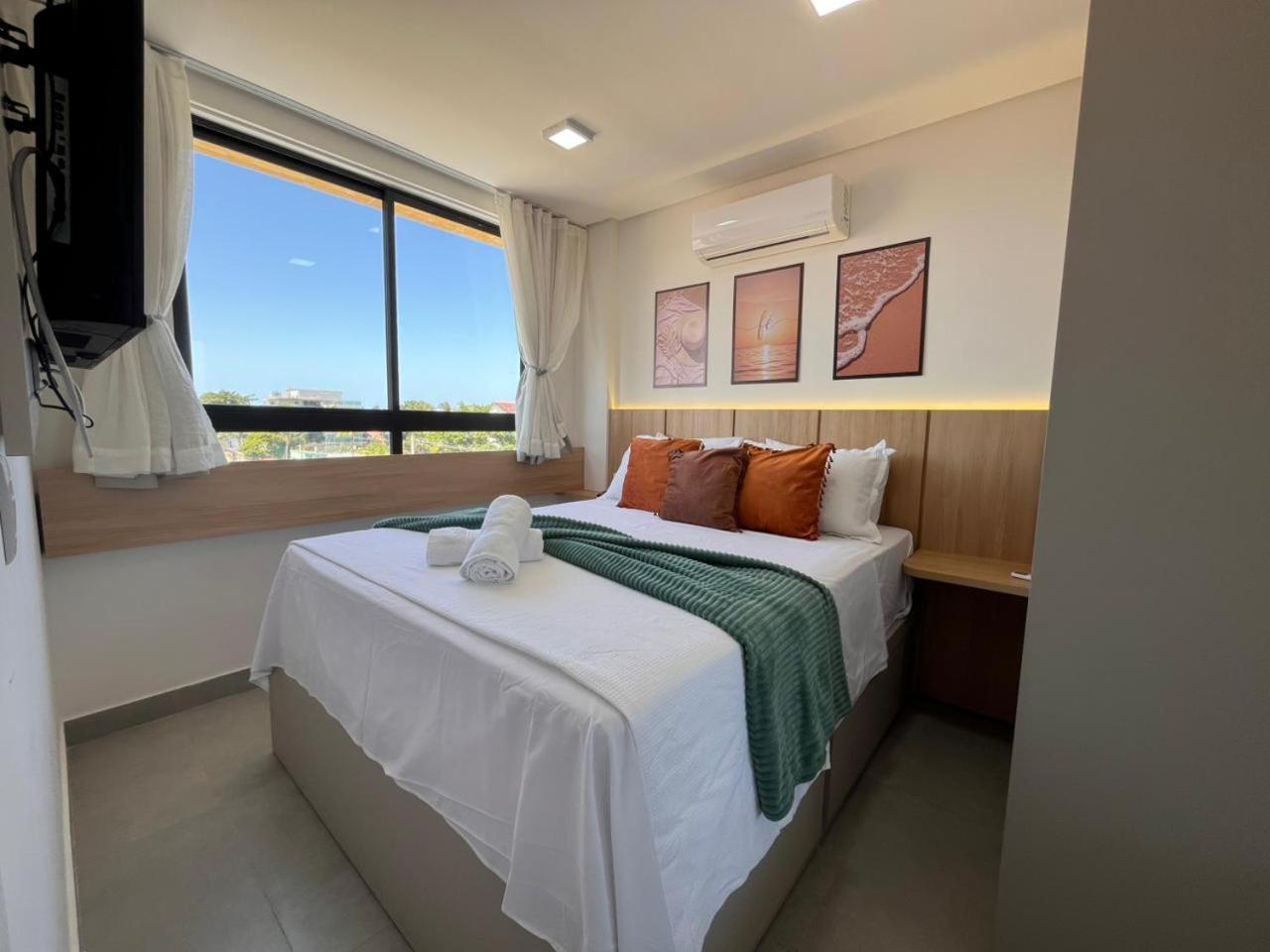 Premium Central 4mim a pé da praia flat completo climatizado