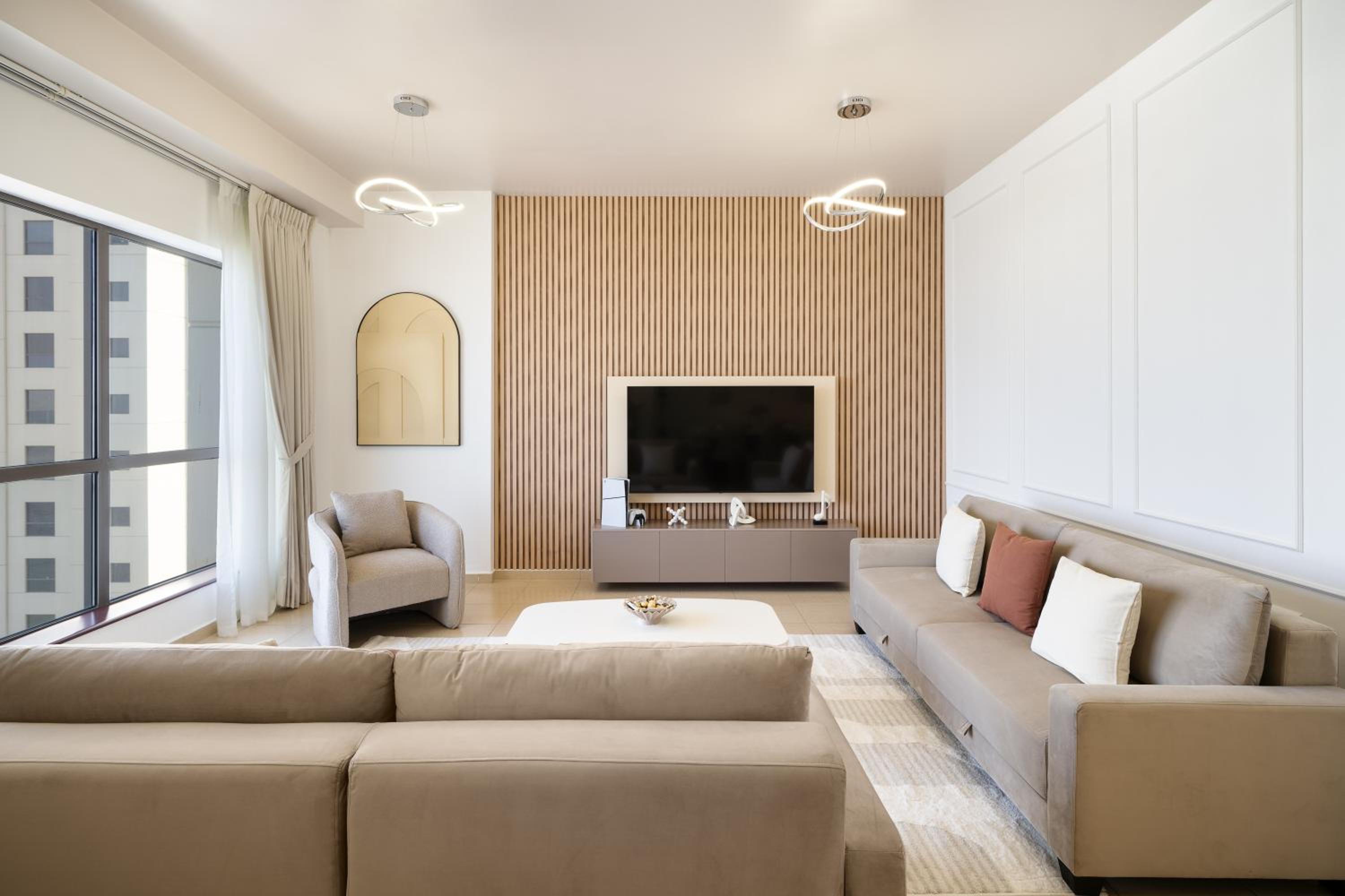 JBR Rimal By Luxe Living - Dubai Eye View