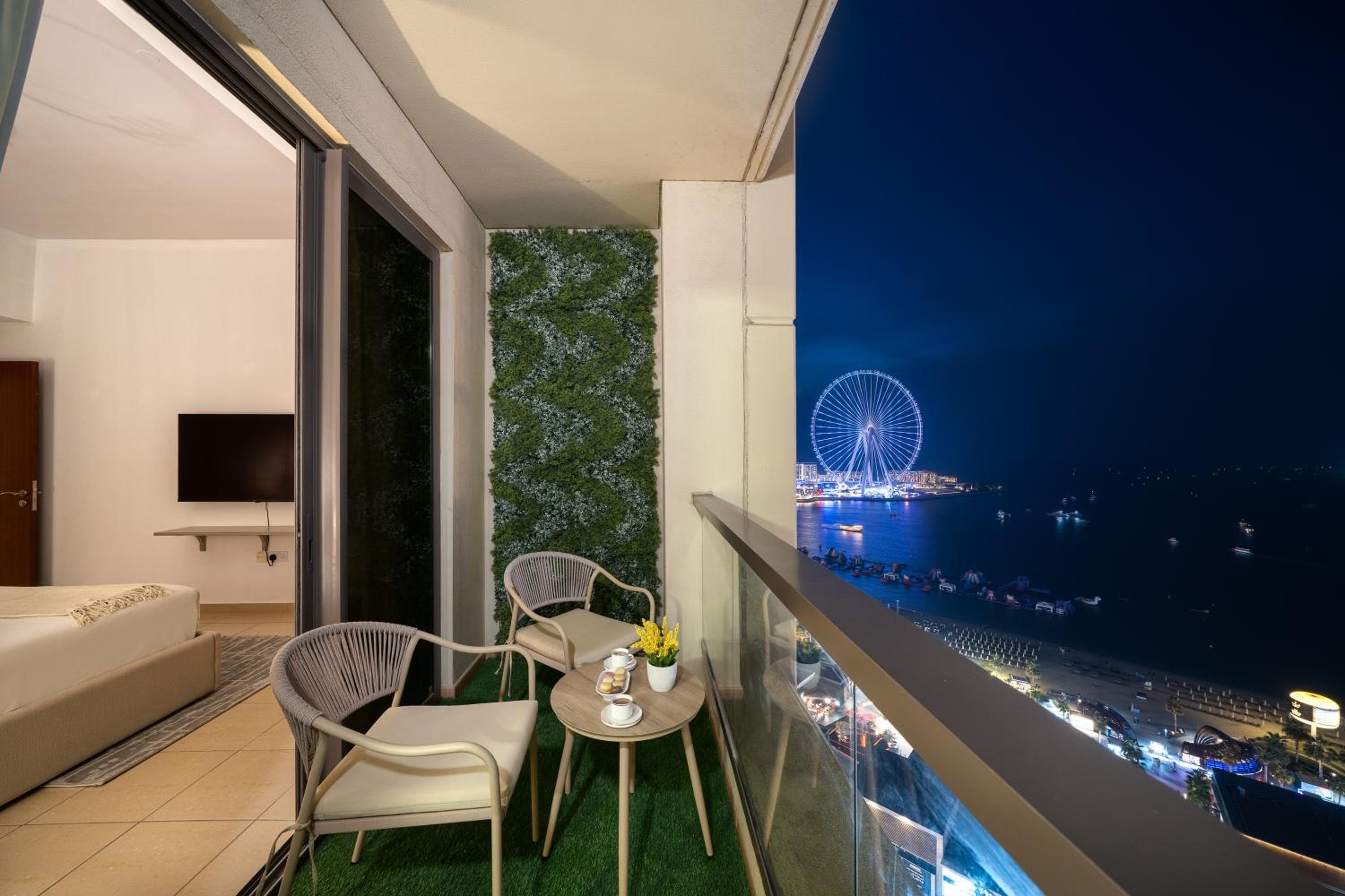 JBR Rimal By Luxe Living - Dubai Eye View