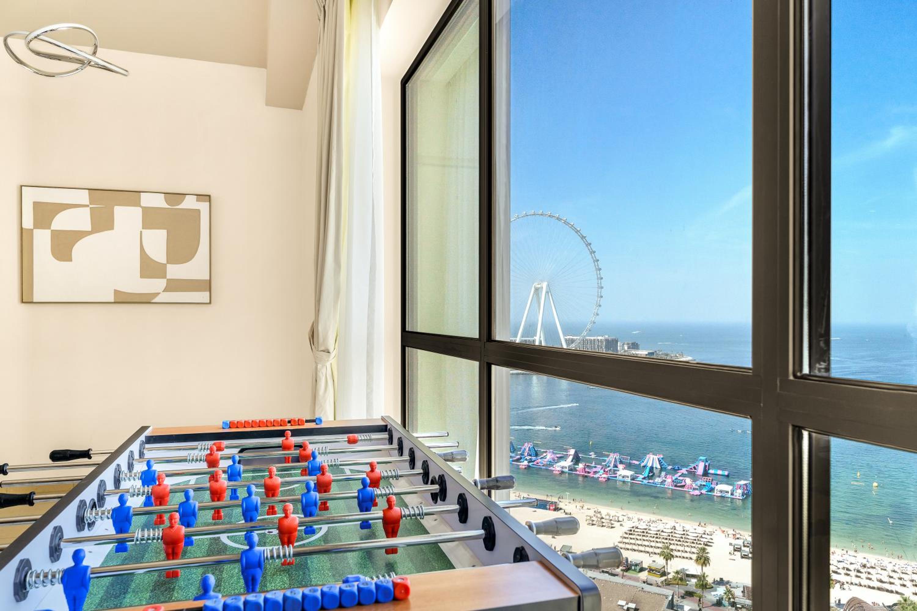 JBR Rimal By Luxe Living - Dubai Eye View