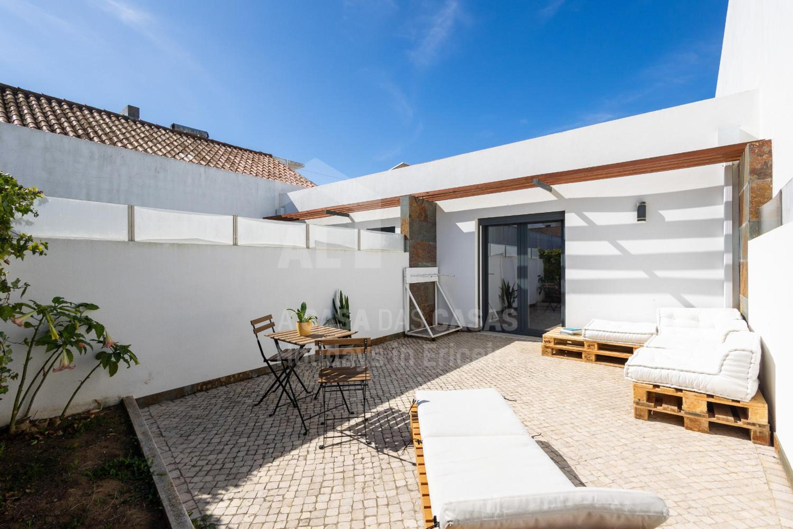 Valentin House by ACasaDasCasas