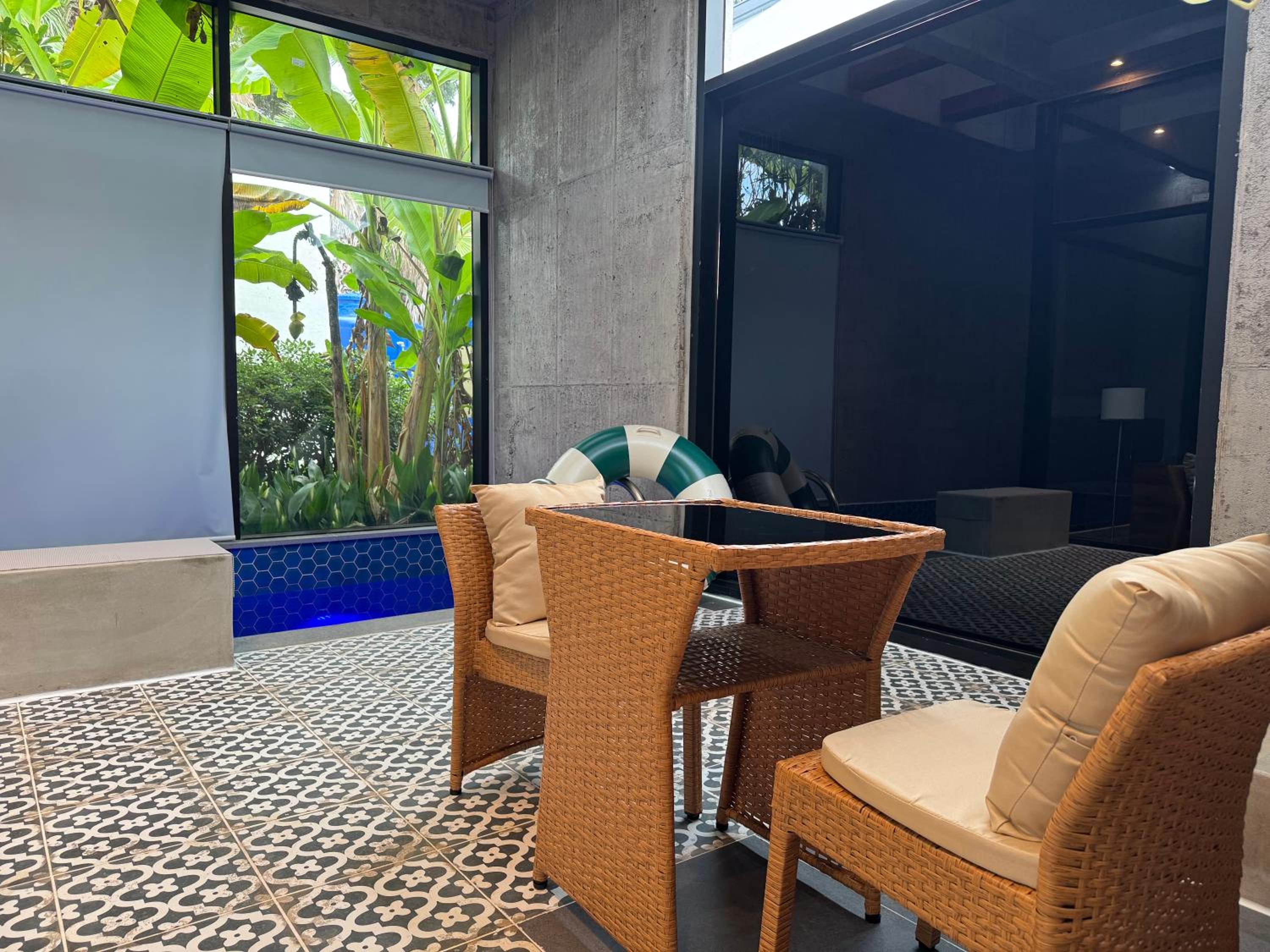 Jeju Dodu Tropical Premium Pool Villa