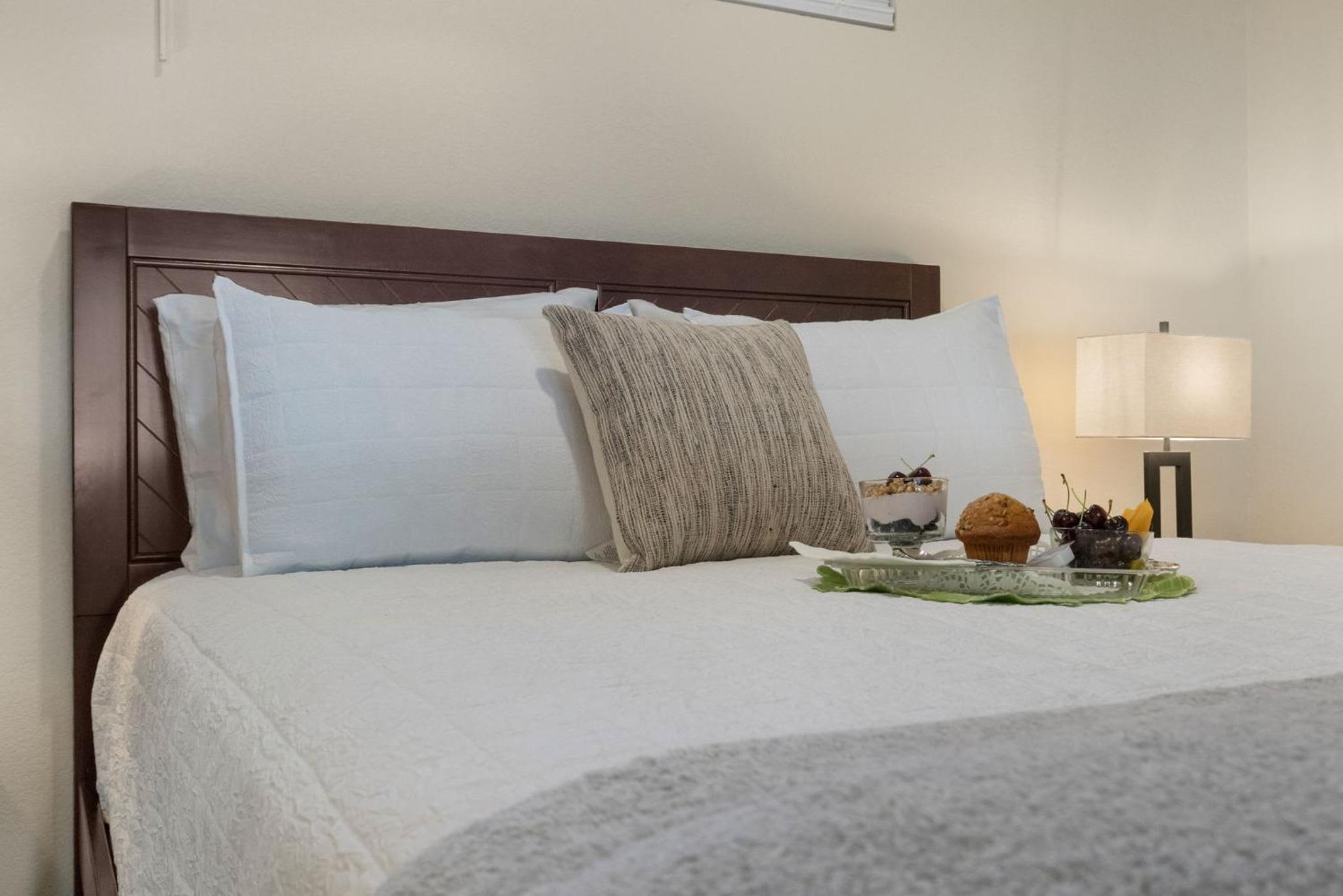 Kleines Hauschen - Cozy hideaway 6 min to Downtown