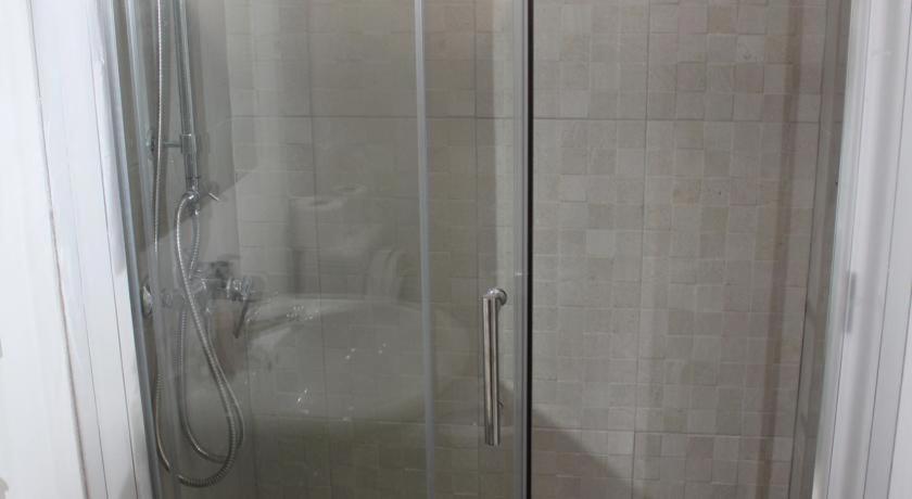 Photo 44