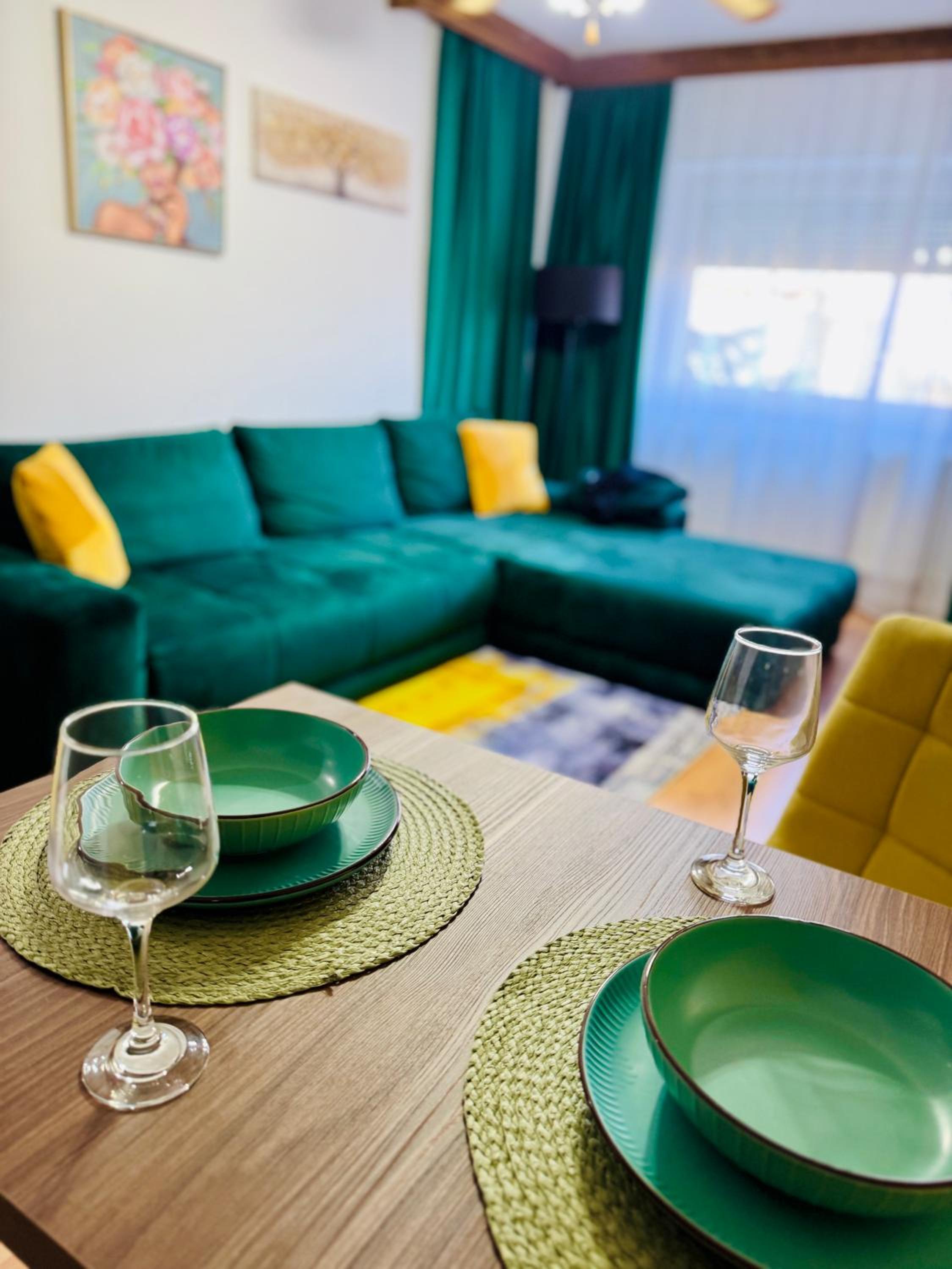 SHoliday Luxury Apartament Modern cu 2 Dormitoare