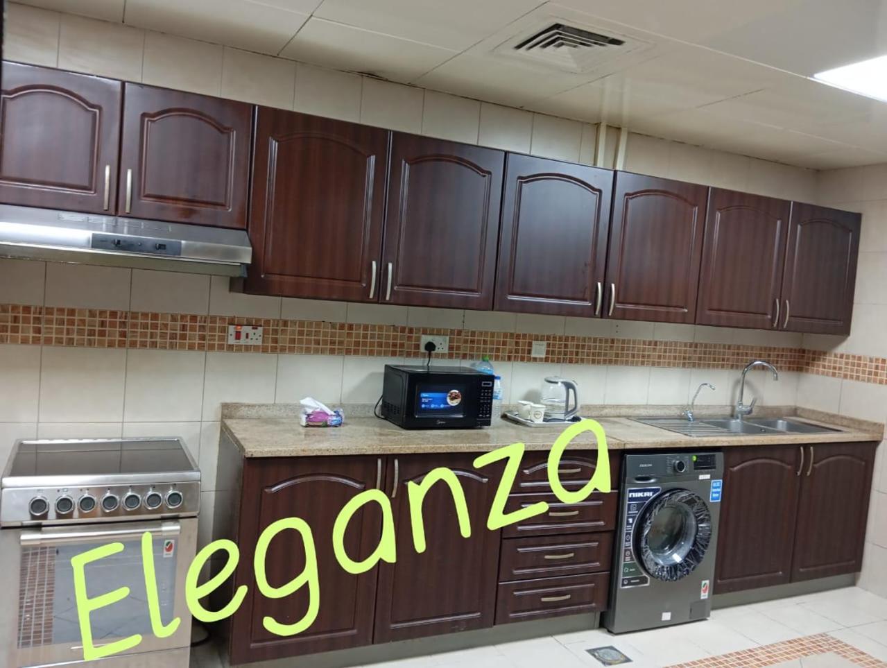 Eleganza House