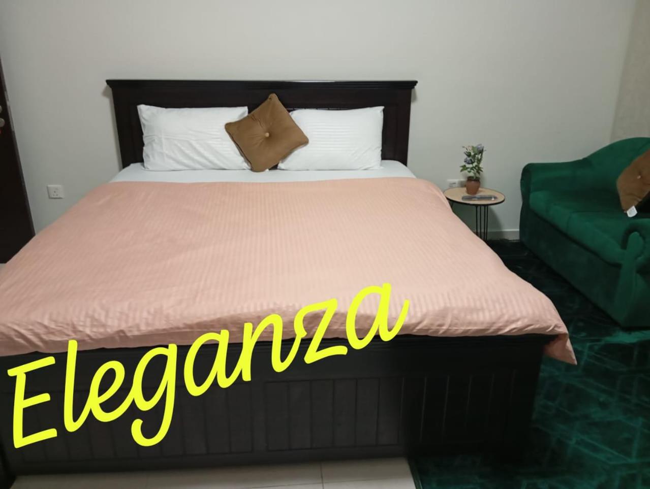 Eleganza House