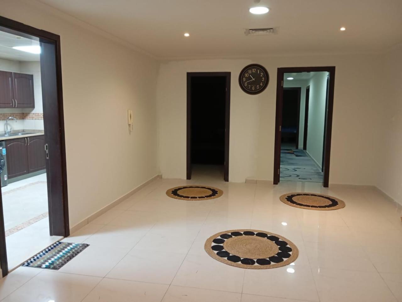 Eleganza House