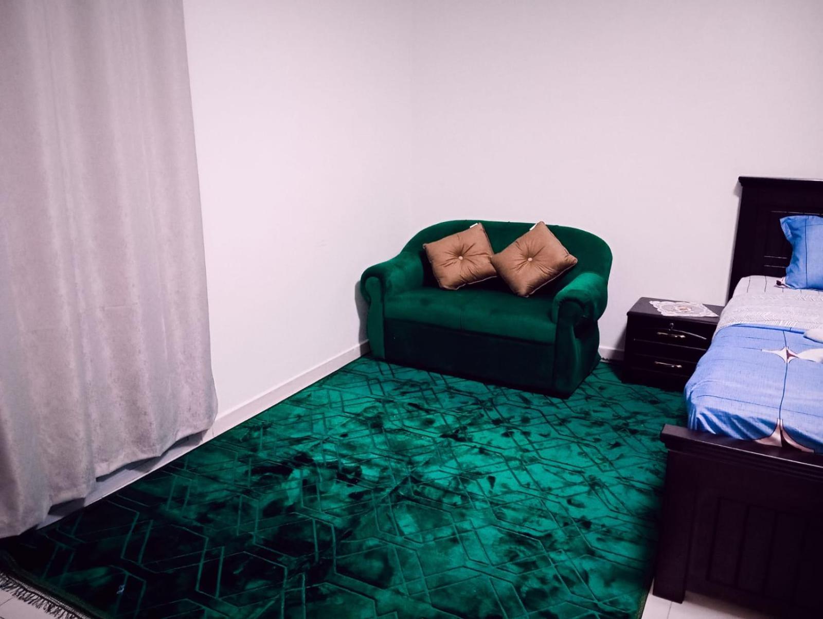 Eleganza House