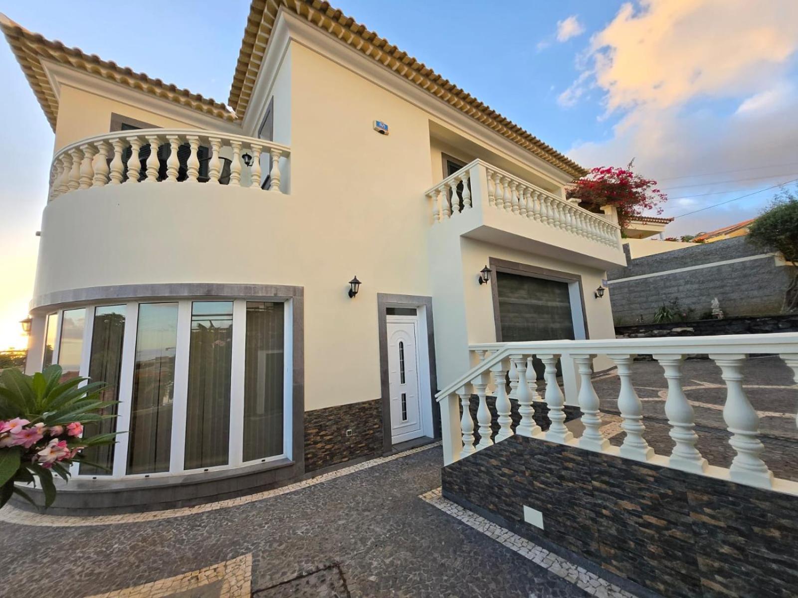 Jose & Idalina House