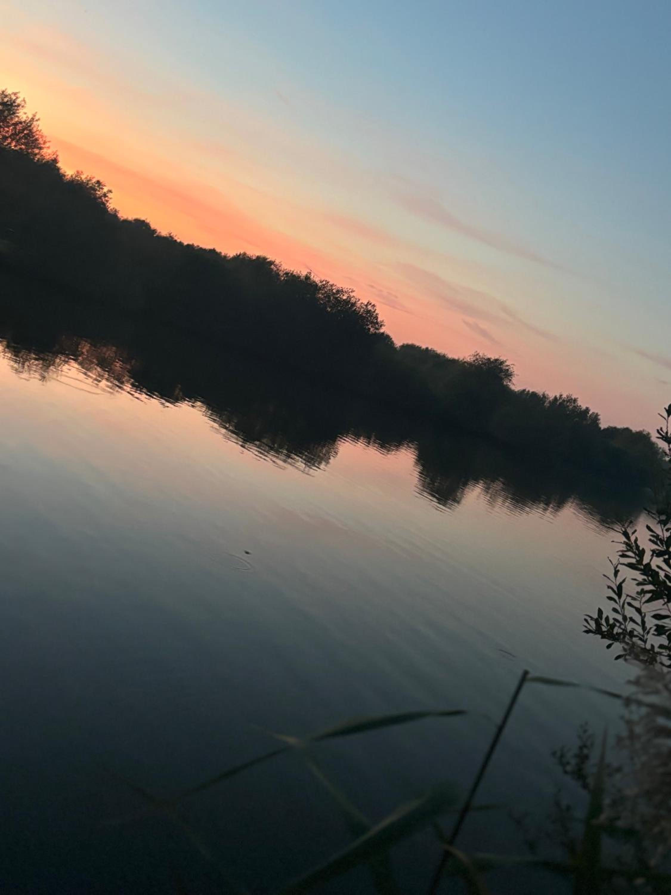 4 berth Boat house retreat in birstall, Leicester