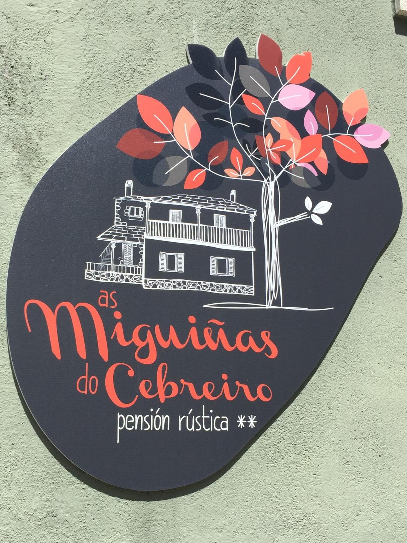 As Miguiñas do Cebreiro view 2