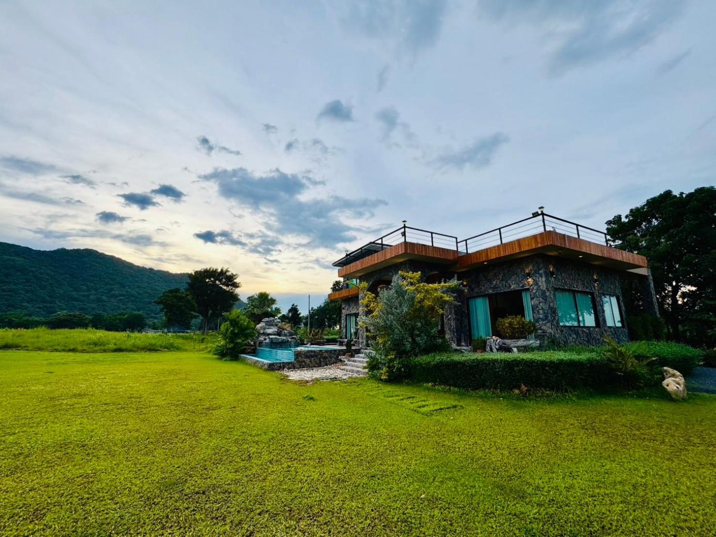 The Exclusive Baan Hinson Pool Villa