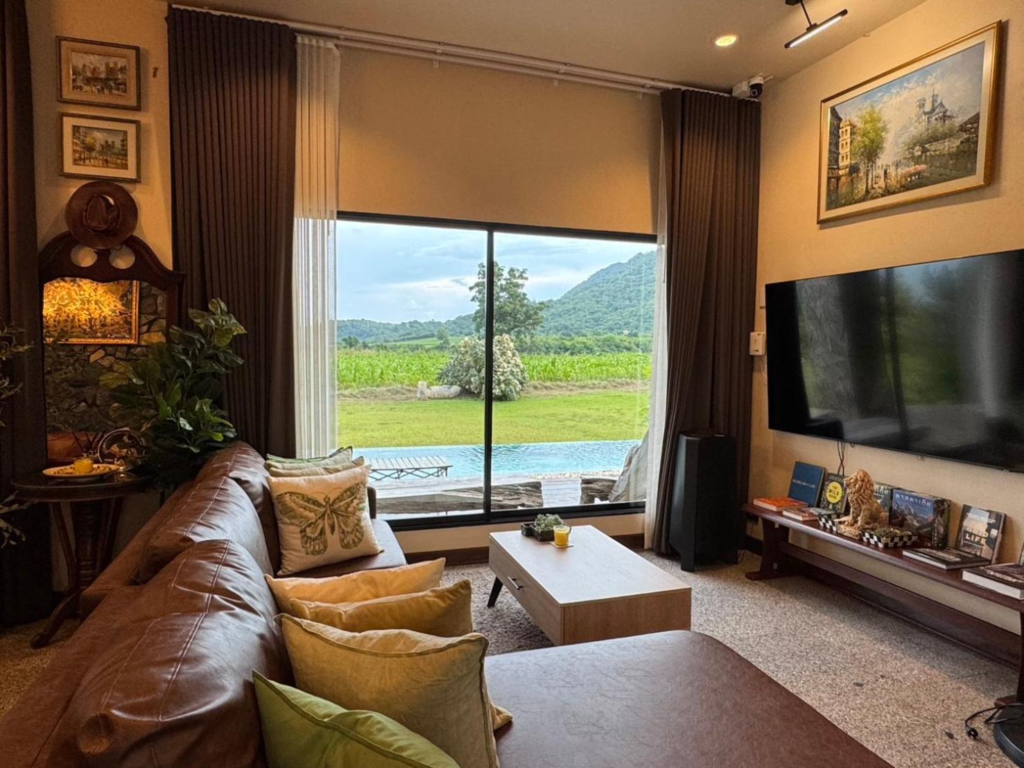 The Exclusive Baan Hinson Pool Villa
