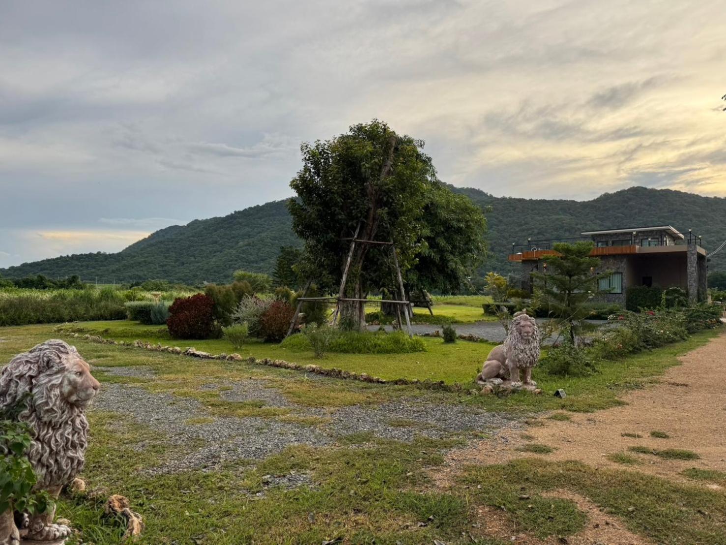 The Exclusive Baan Hinson Pool Villa