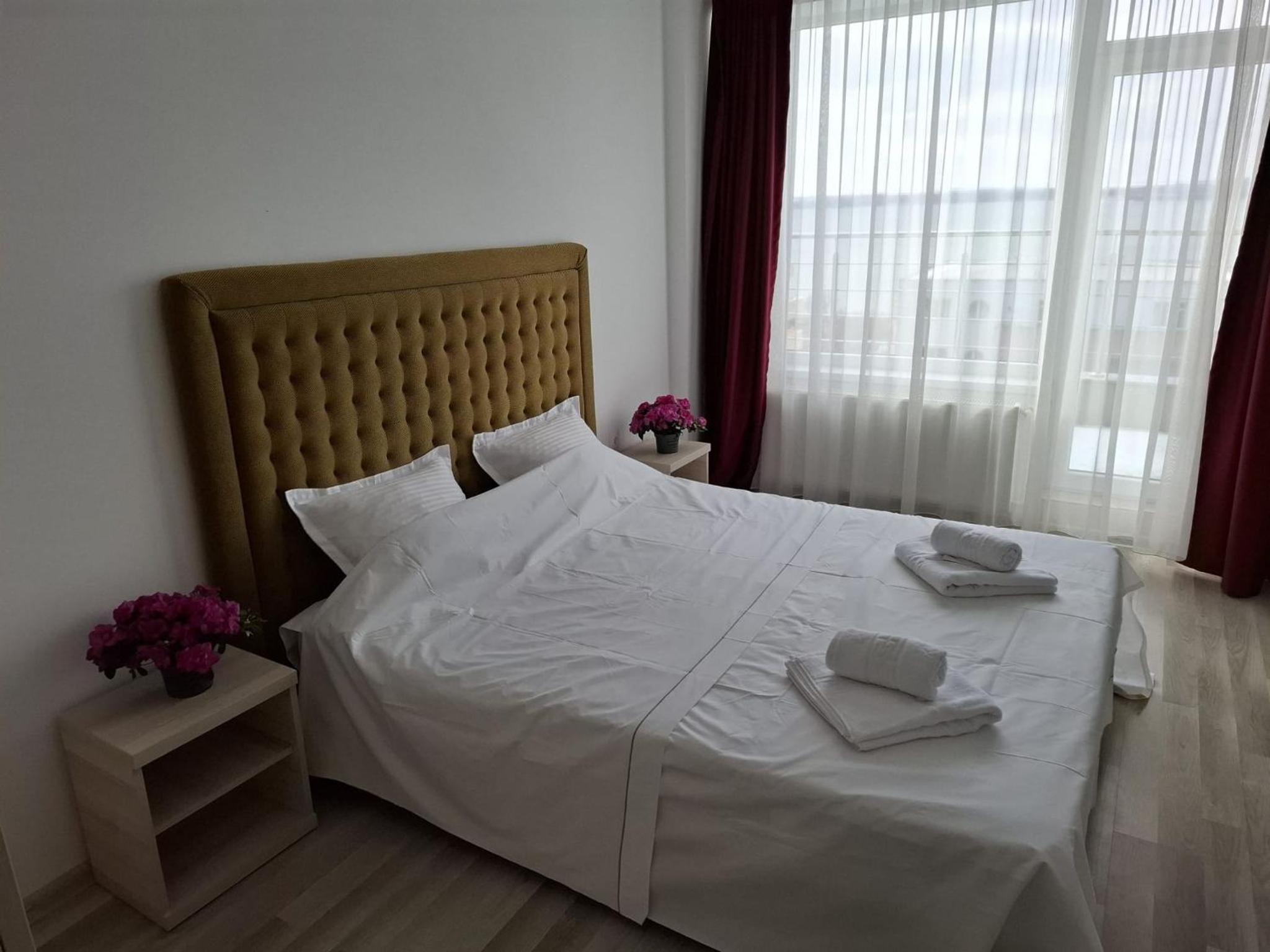 2 rooms apartment, max 4 persons, 30 meters far from the Beach and the Black Sea