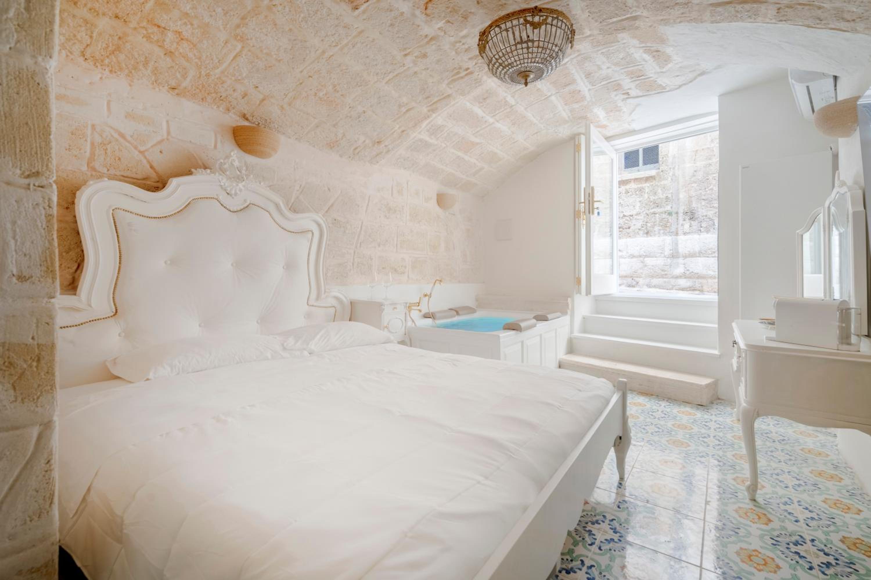 Elegant Comfort in the Historic Center-Palazzo Principessa
