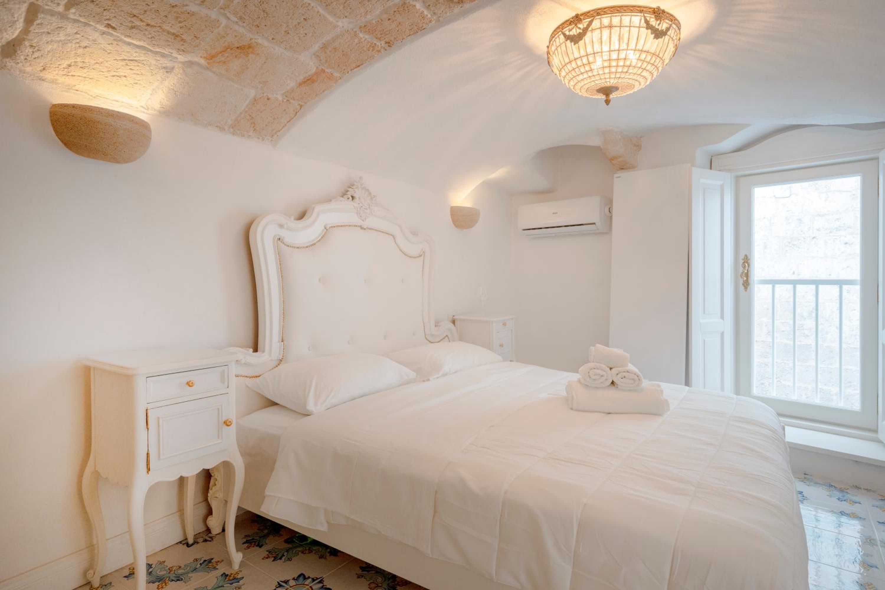 Elegant Comfort in the Historic Center-Palazzo Principessa