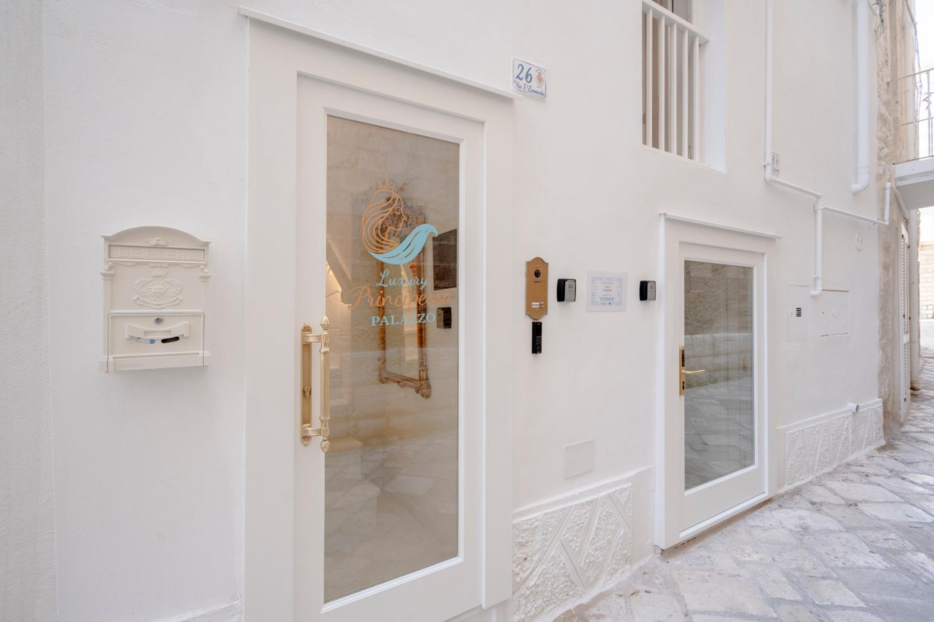 Elegant Comfort in the Historic Center-Palazzo Principessa