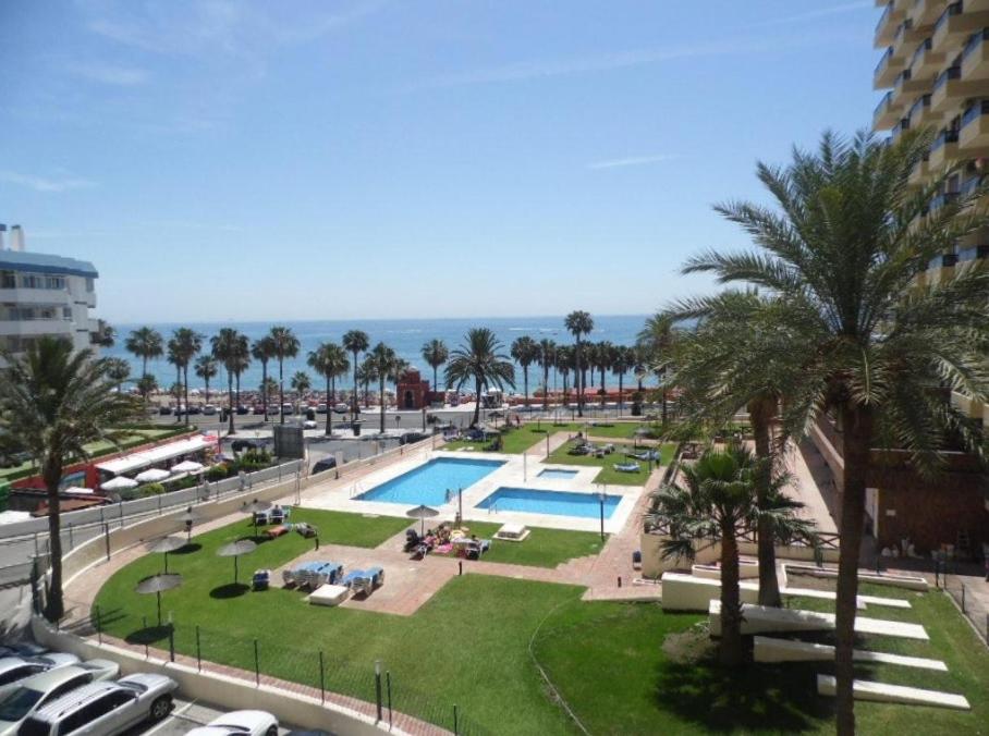 AlquilaEasy Aloha Playa