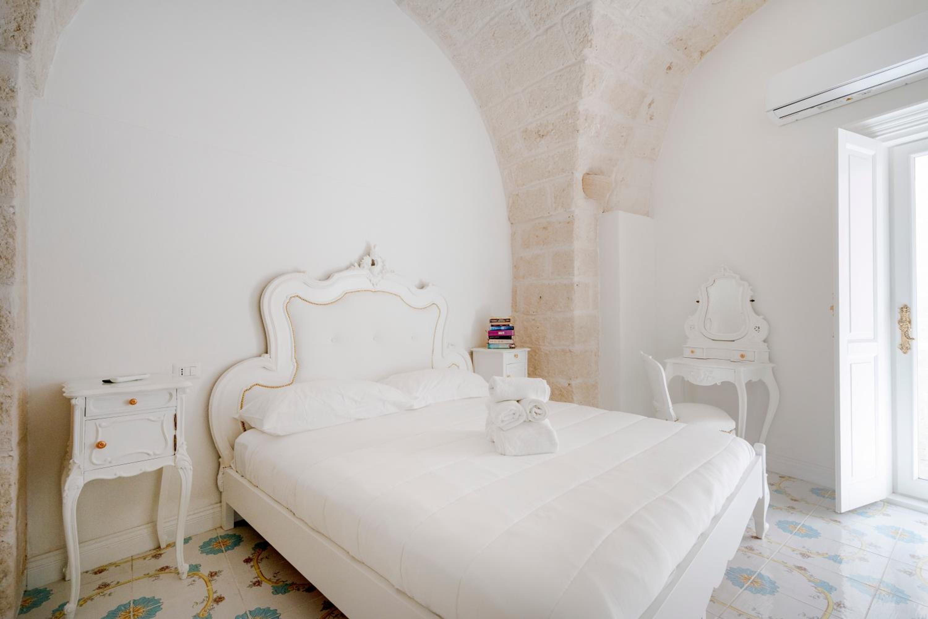 Elegant Comfort in the Historic Center-Palazzo Principessa
