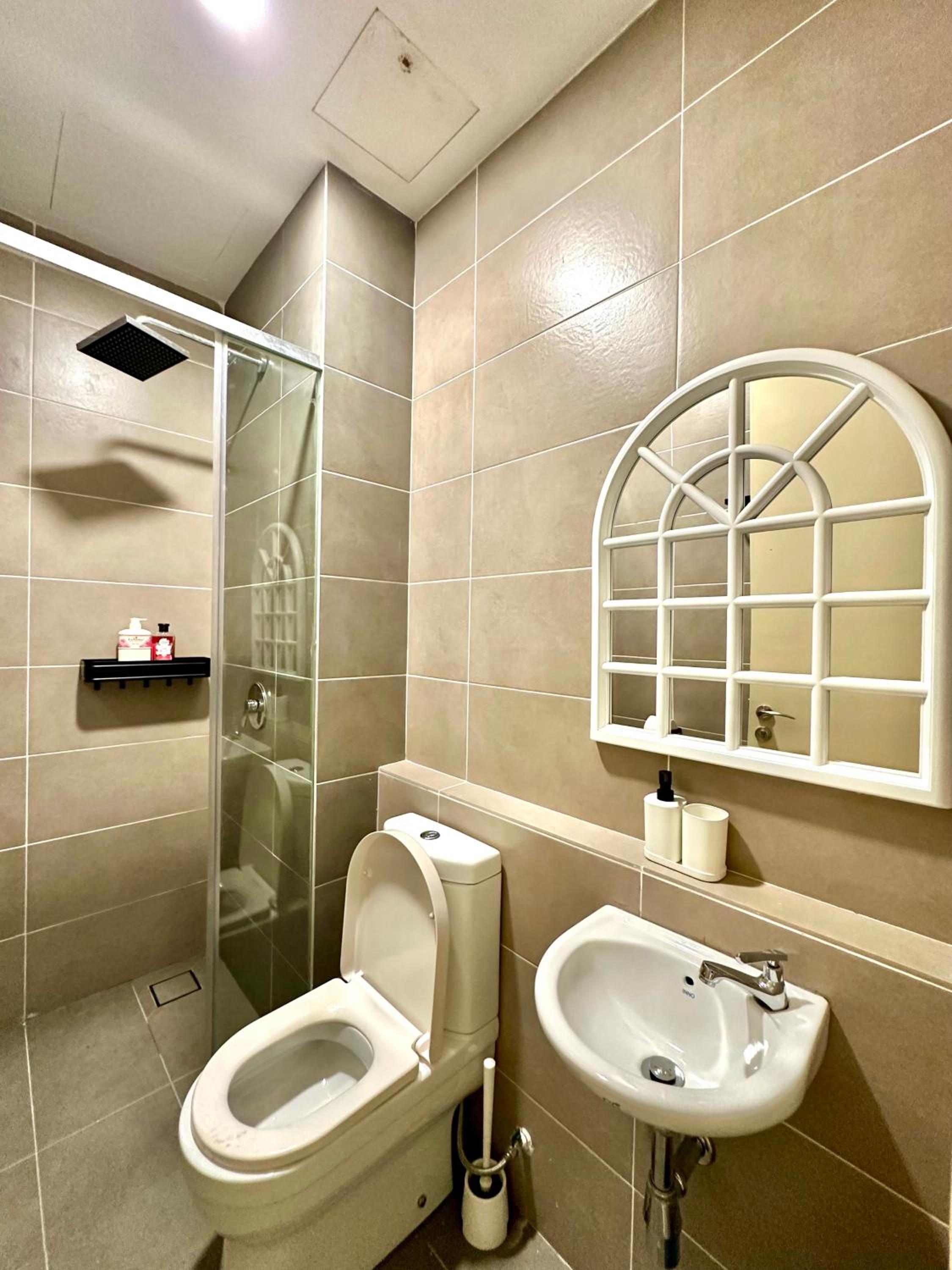 D'Pristine 4 bedder apartment opposite Legoland and Medini mall