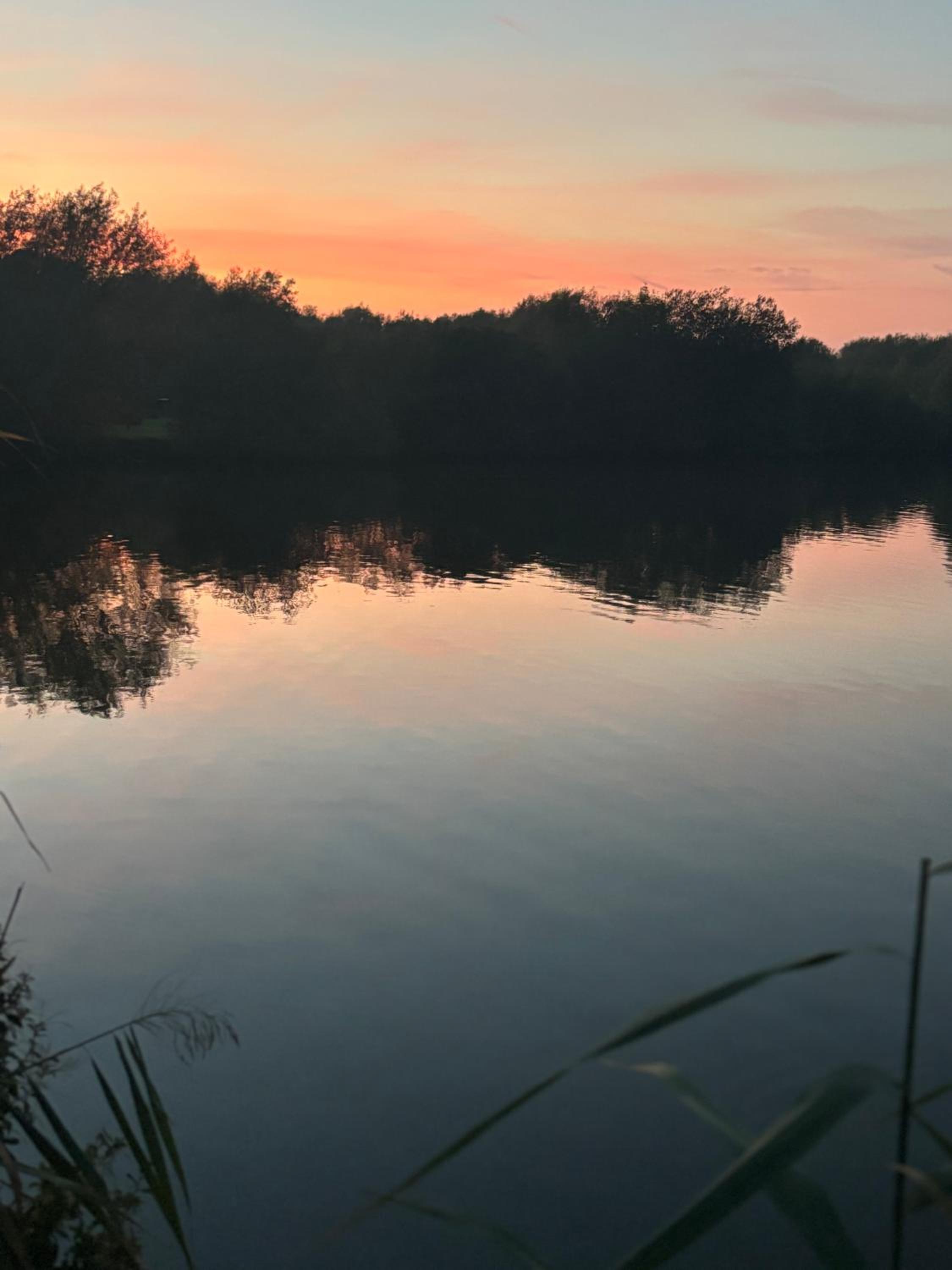 4 berth Boat house retreat in birstall, Leicester
