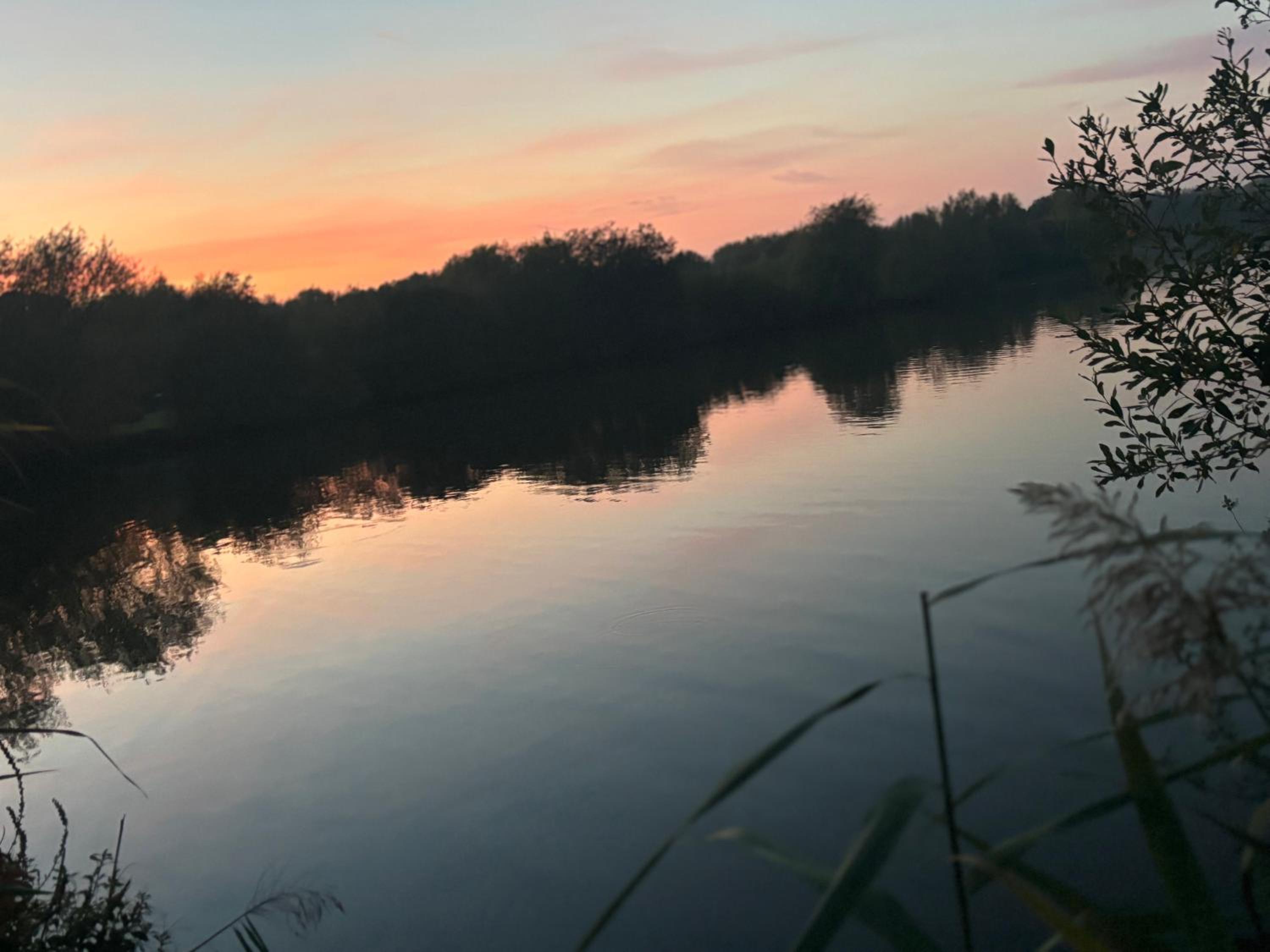 4 berth Boat house retreat in birstall, Leicester