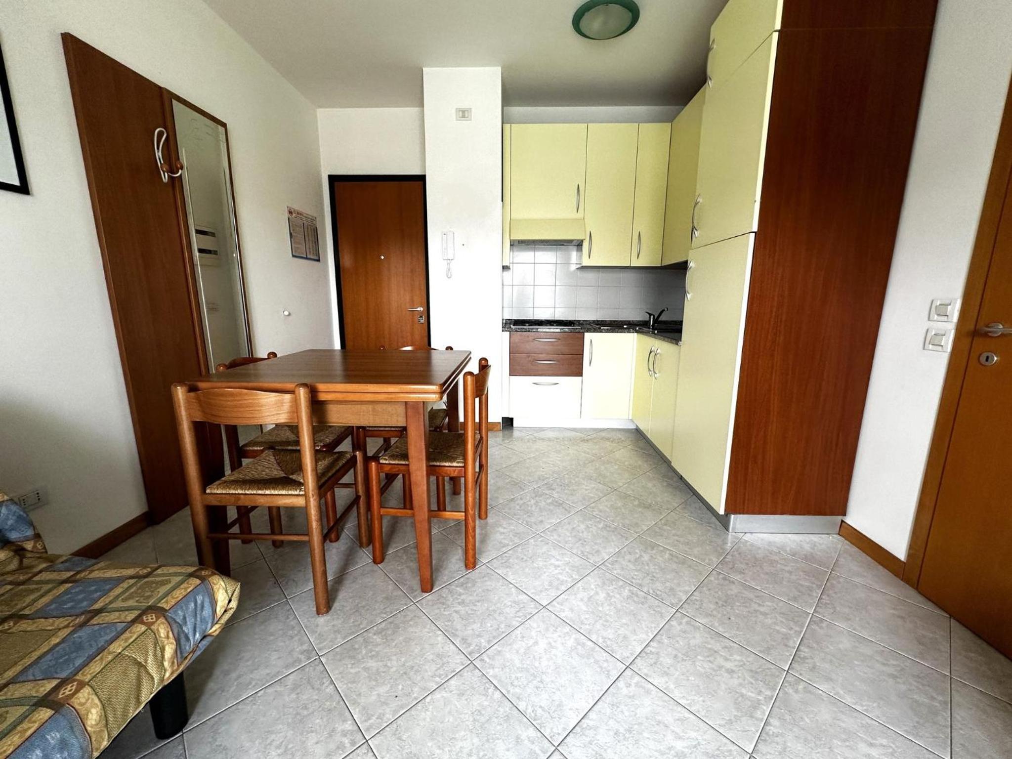 Apartment with pool near the beach