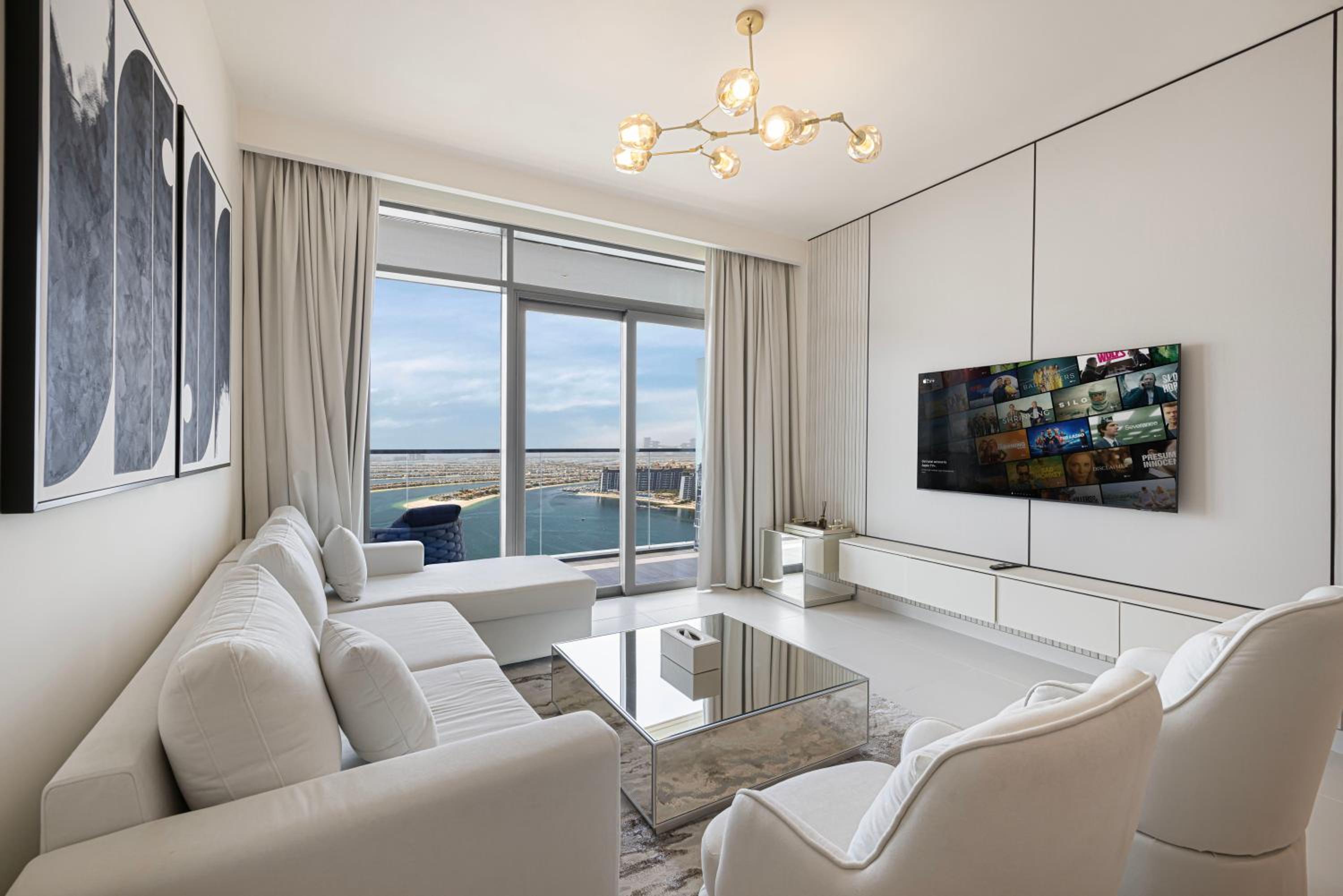 Luxury 3BR Palm Views at Emaar Beachfront