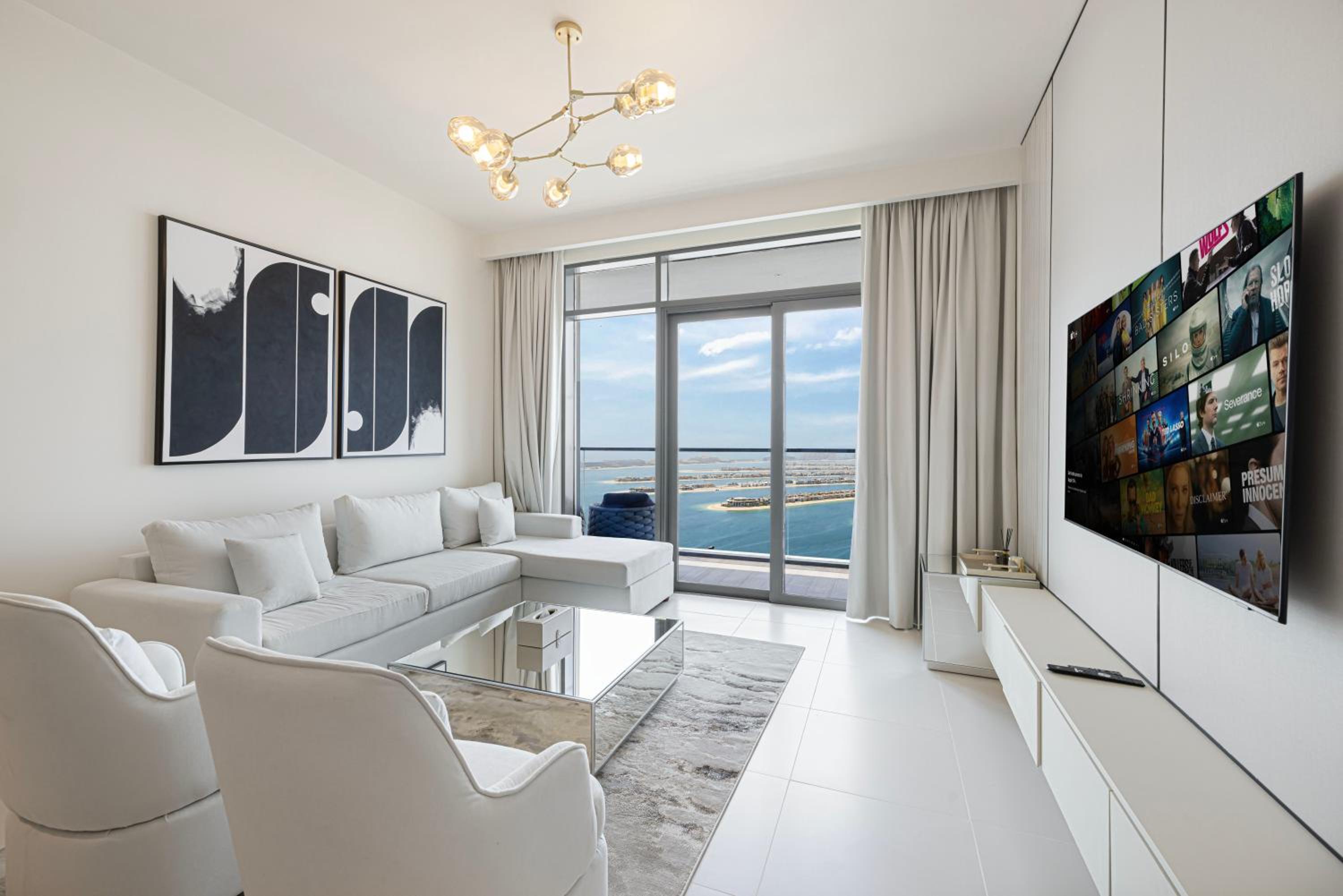 Luxury 3BR Palm Views at Emaar Beachfront