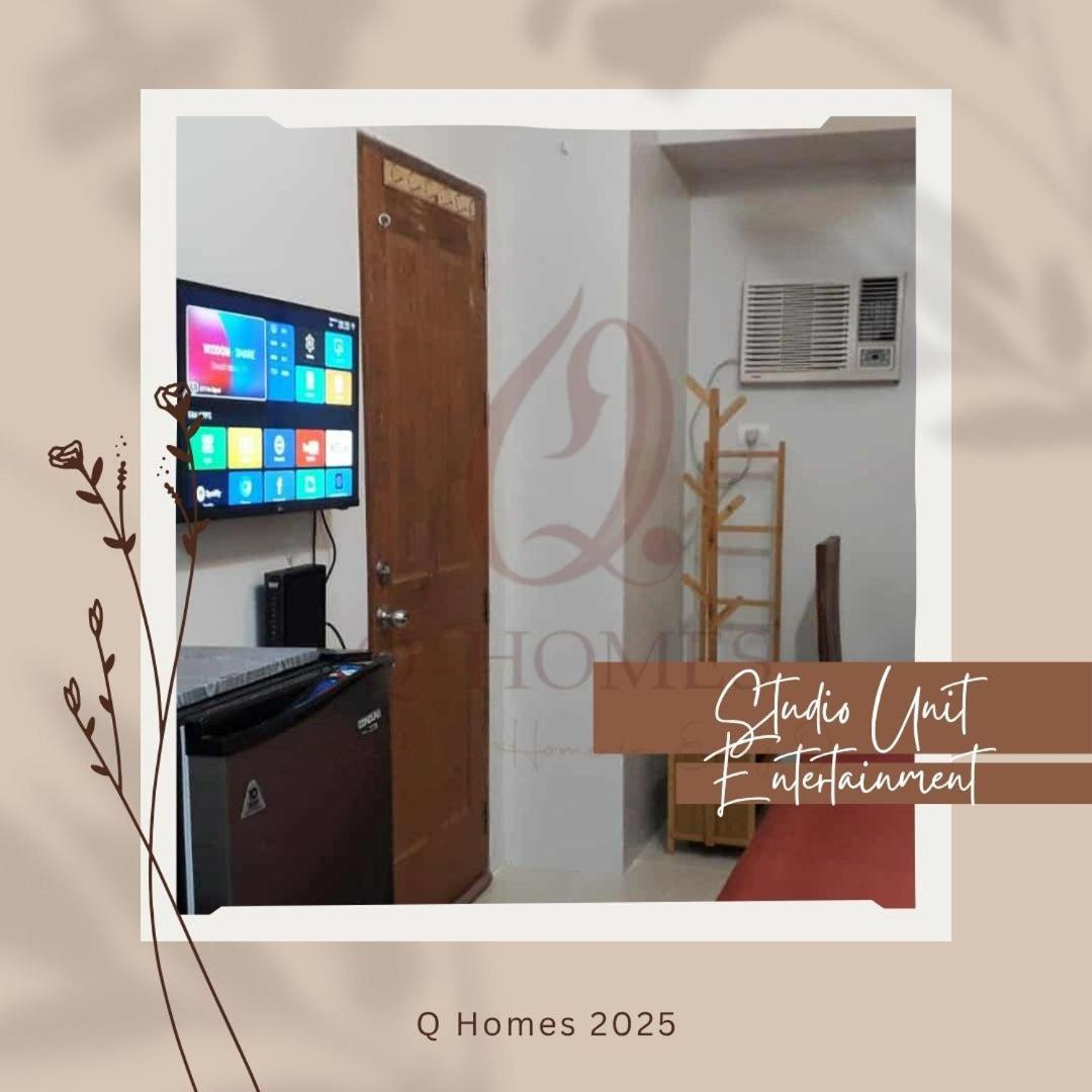 Cozy Sky-High Studio Unit