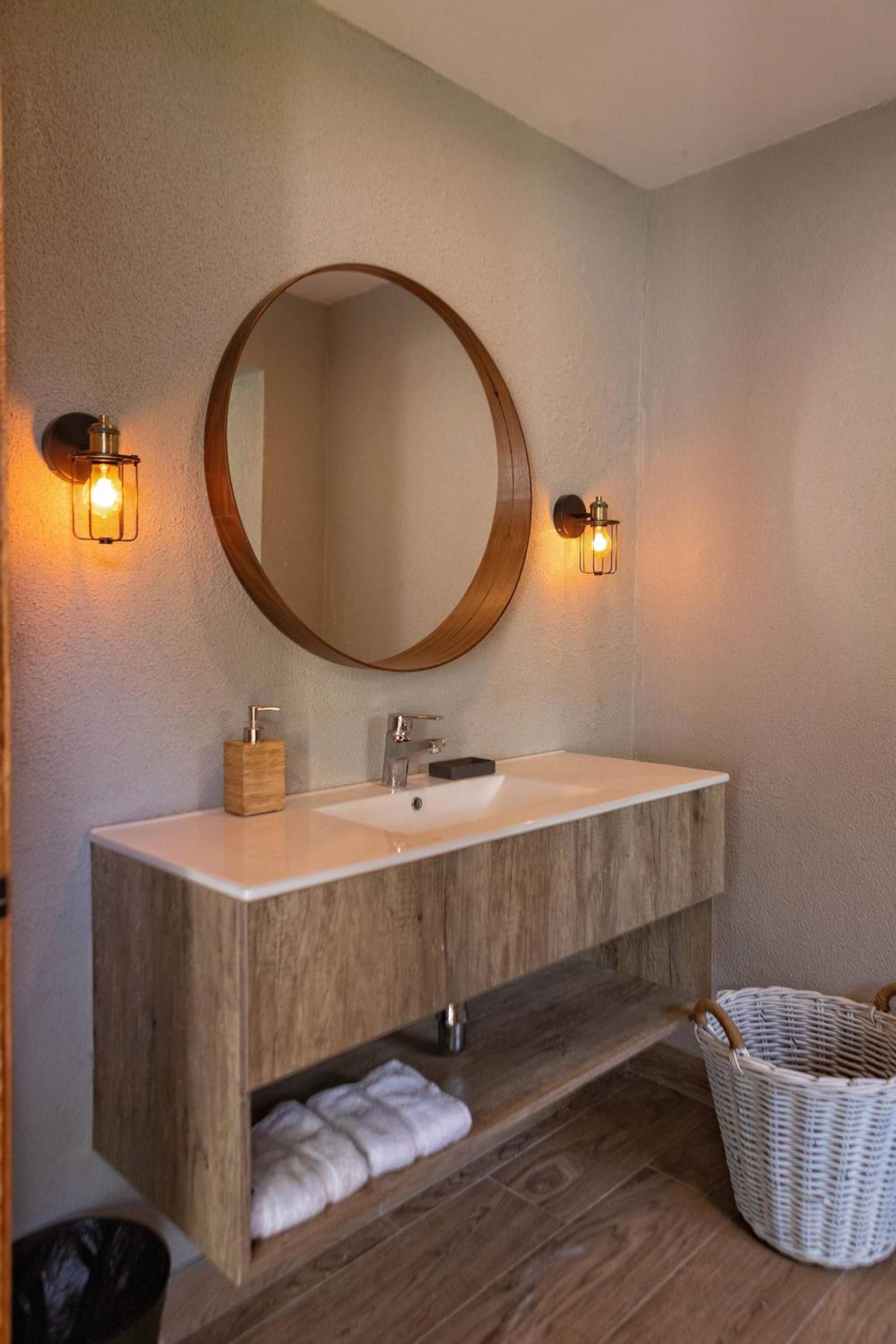Bayshore 76 Beachfront Villa Palmar de ocoa