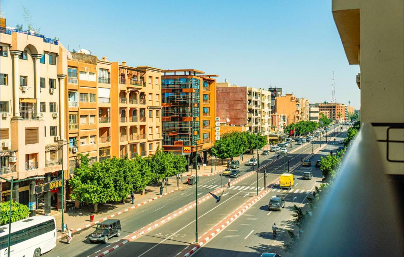Gueliz BEST Residence Nour!! 3 Bedrooms Large Modern Apartment, walking distance to train station and everything