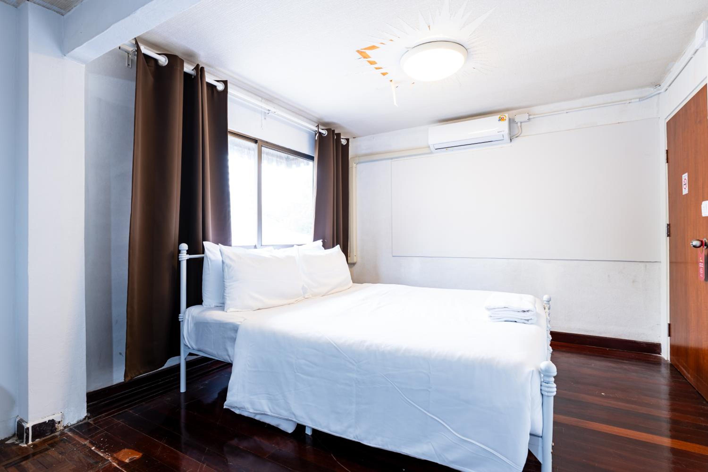 xx Stay On Sukhumvit Soi 11 BTS Nana
