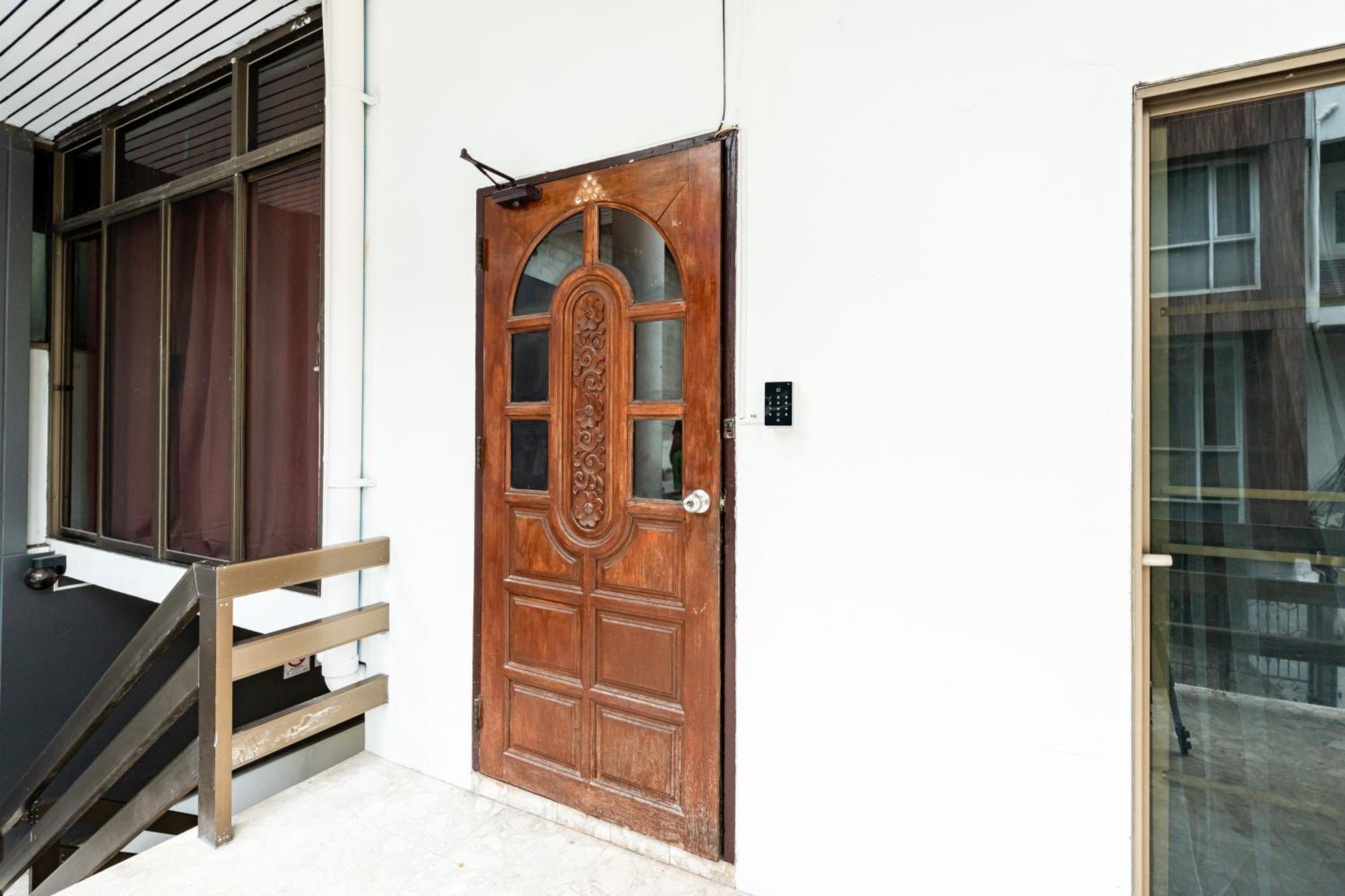 xx Stay On Sukhumvit Soi 11 BTS Nana