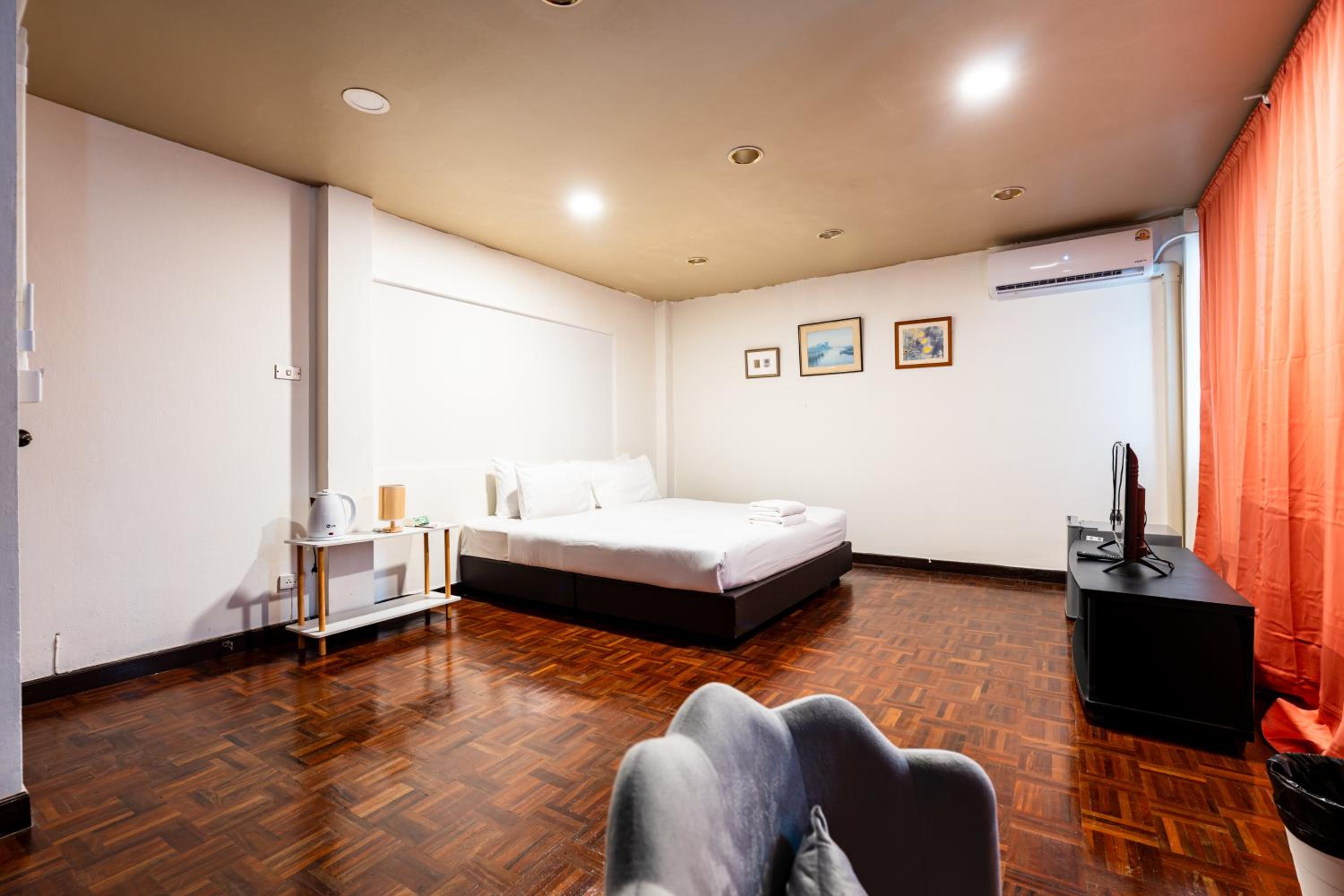 xx Stay On Sukhumvit Soi 11 BTS Nana