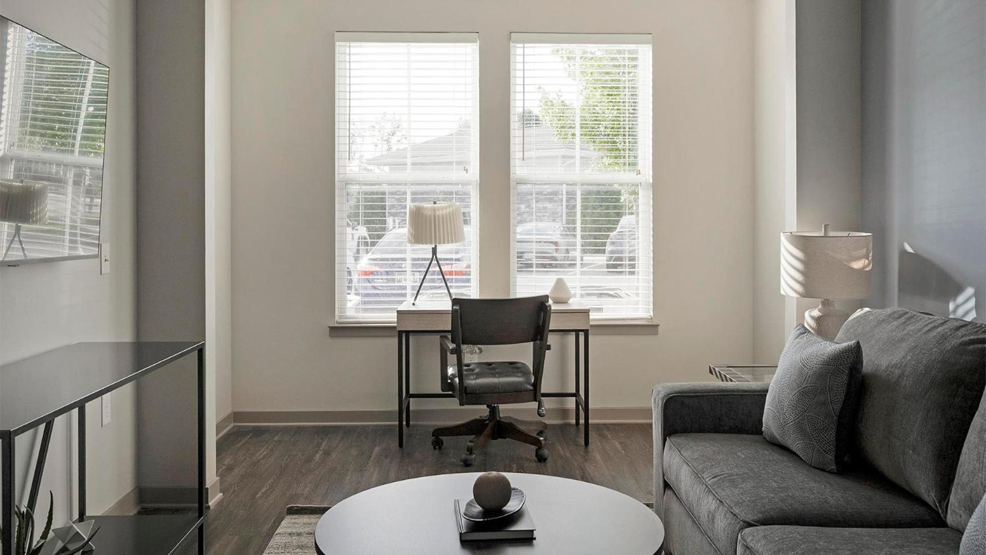 Landing Amazing 2BD Clubhouse Yoga Studio