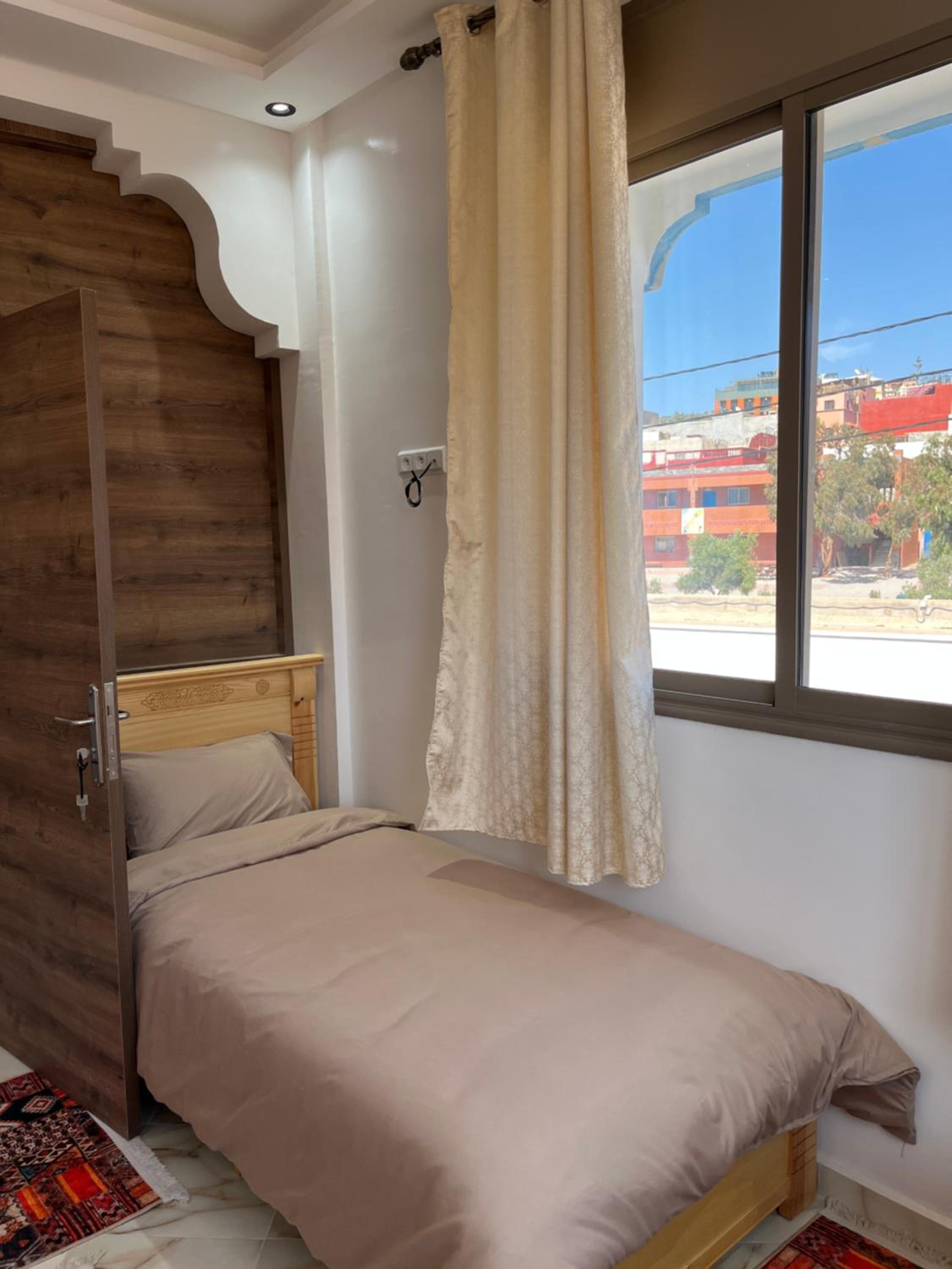 Banana Surf Lodge & Surfcamp