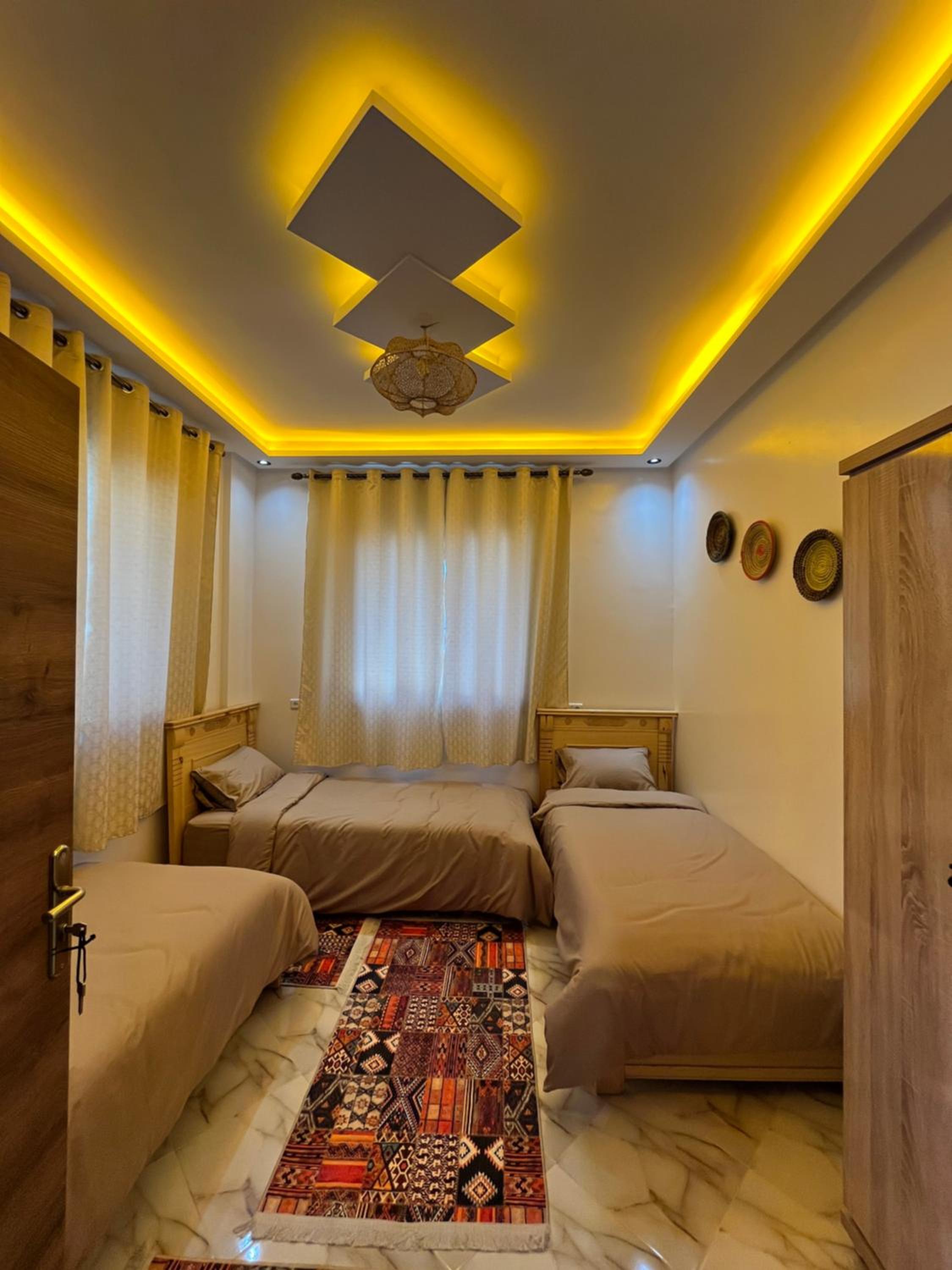 Banana Surf Lodge & Surfcamp