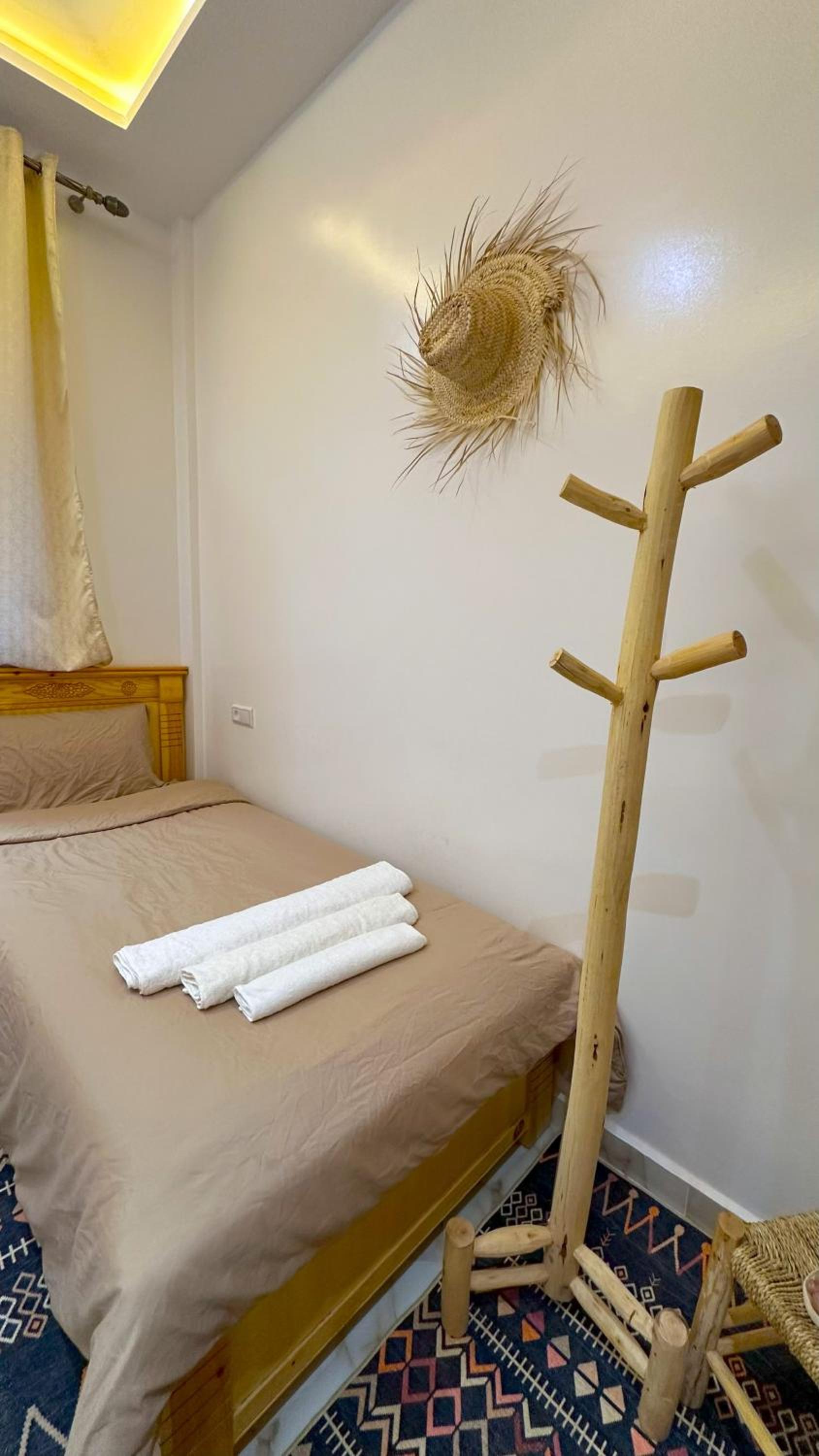 Banana Surf Lodge & Surfcamp