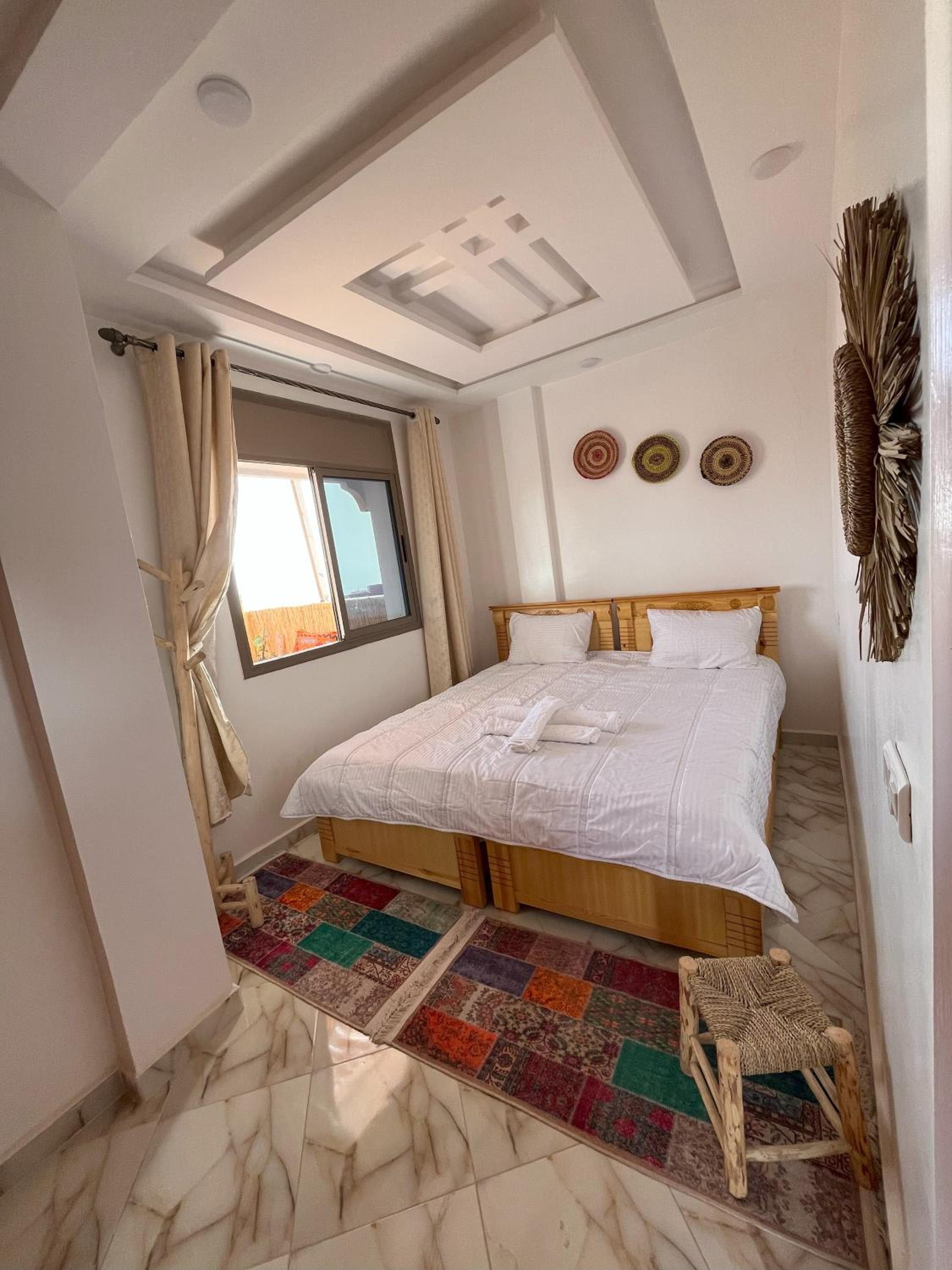 Banana Surf Lodge & Surfcamp