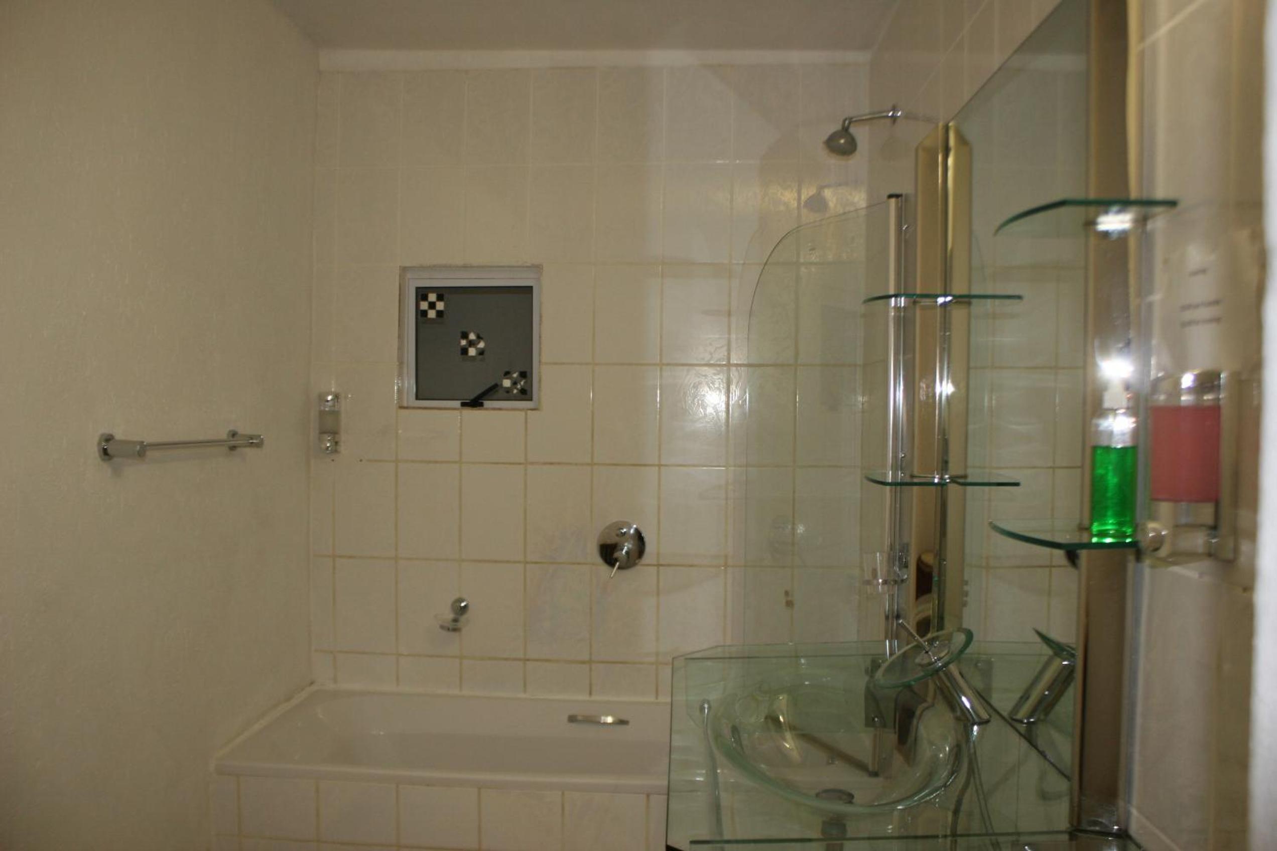 Photo 48