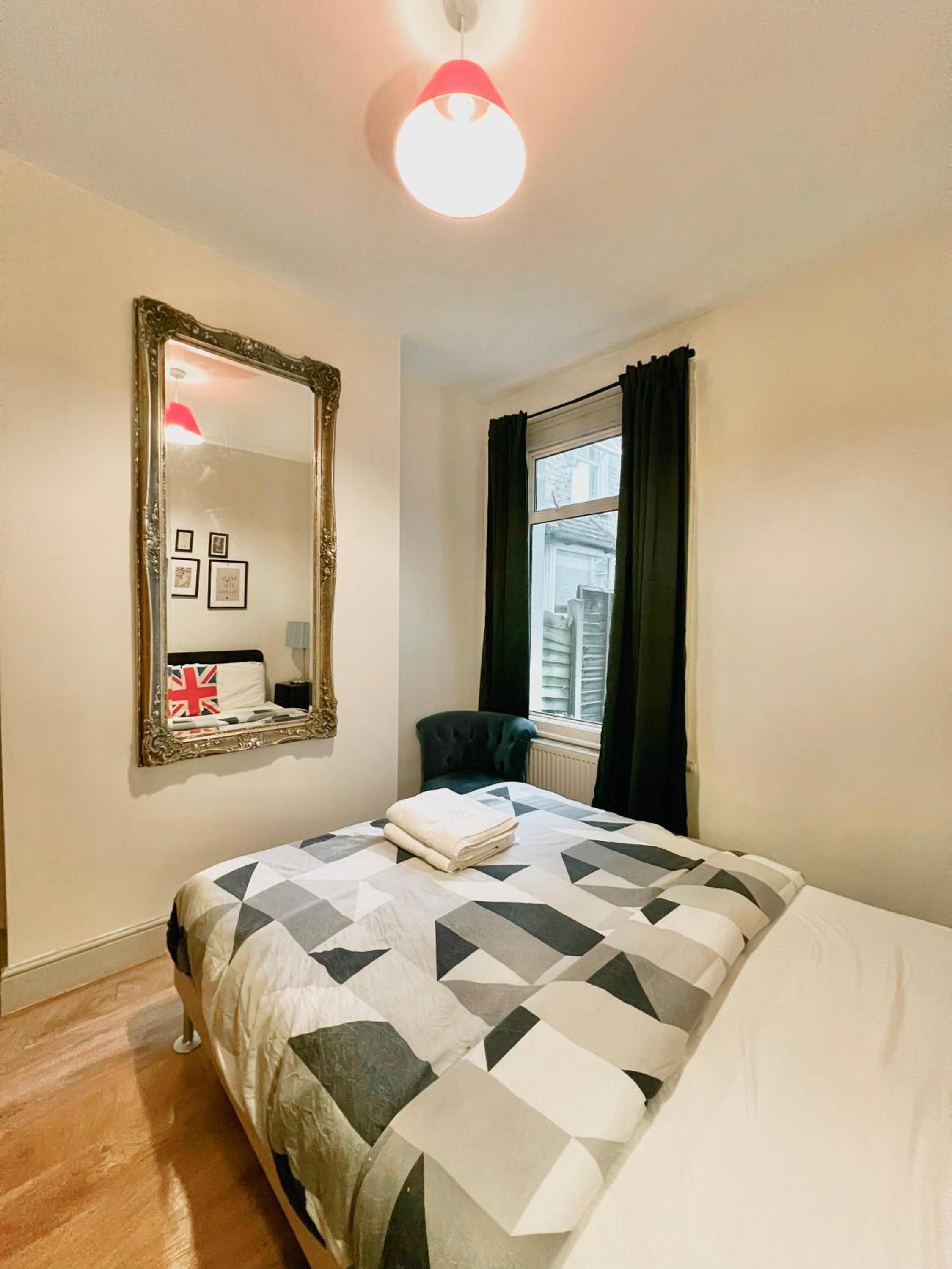 Spacious House in Surrey Quay