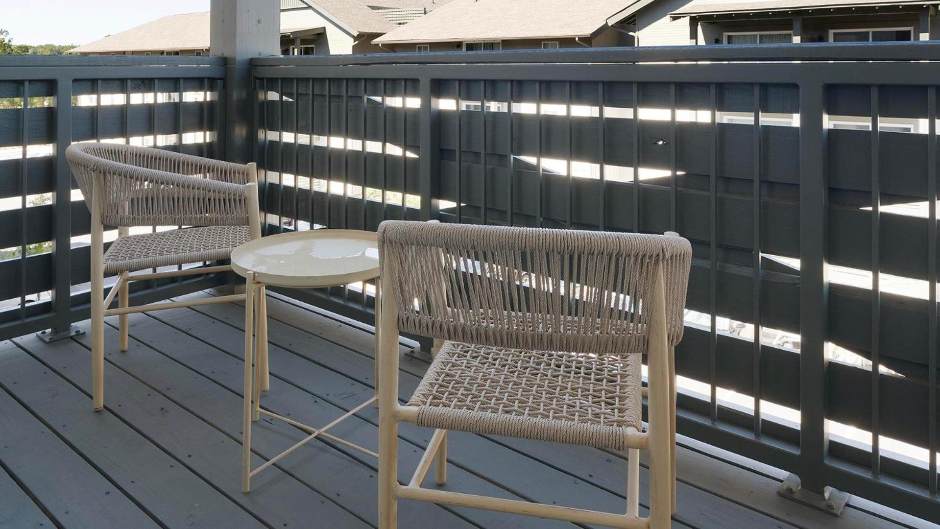 Landing Stylish 1BD Clubhouse Pool