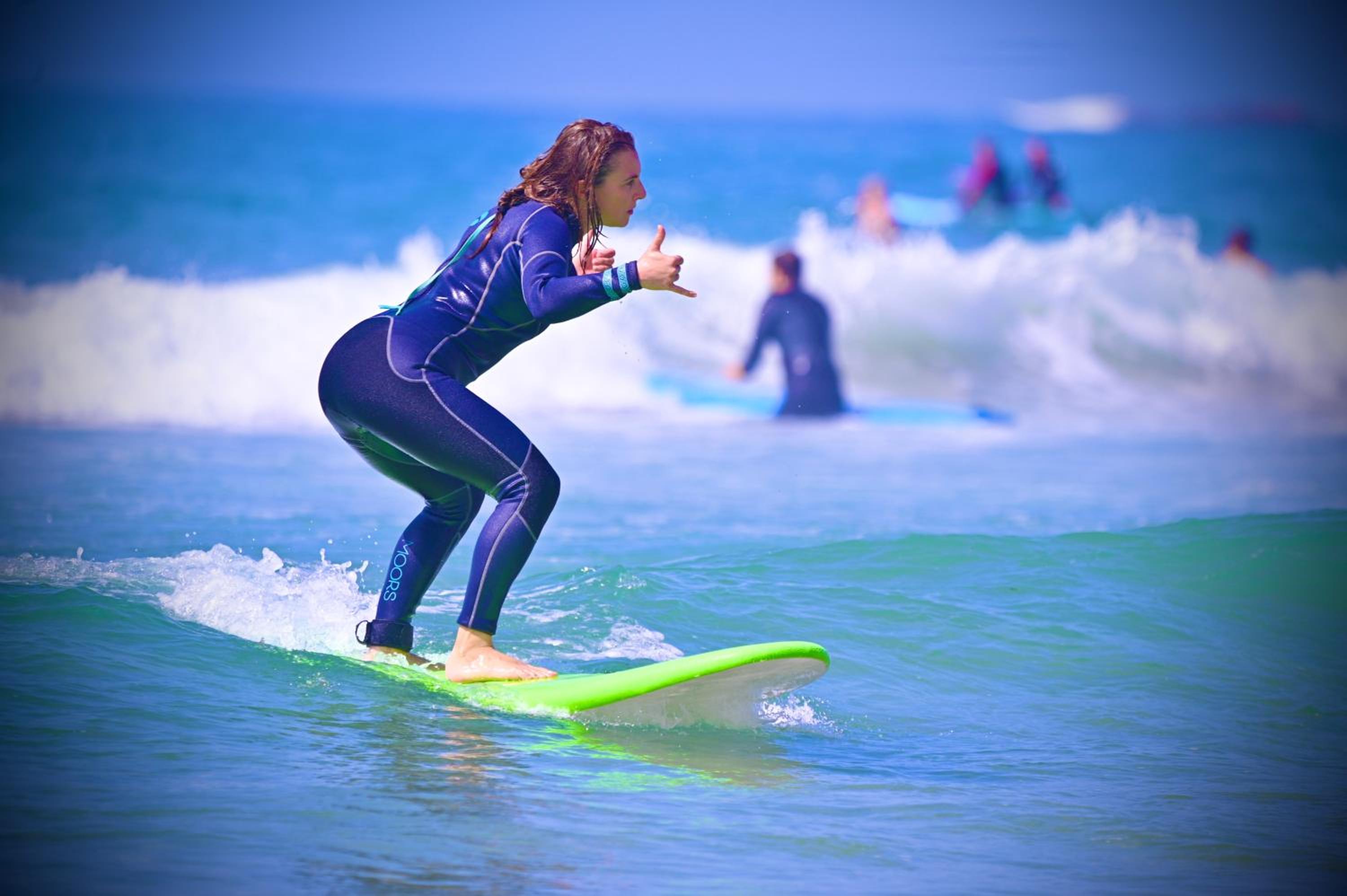 Adar surf house