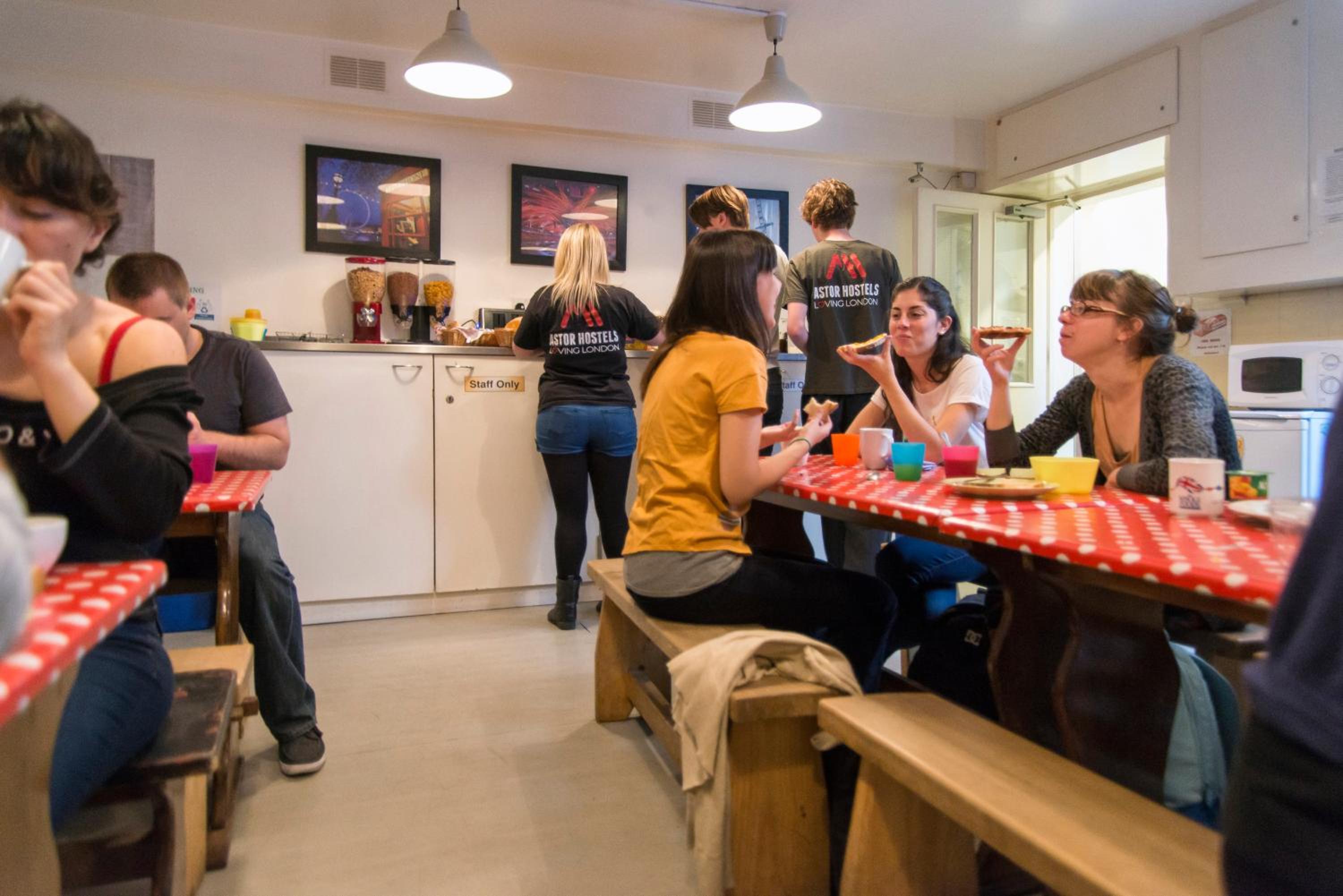 Astor Kensington Hostel